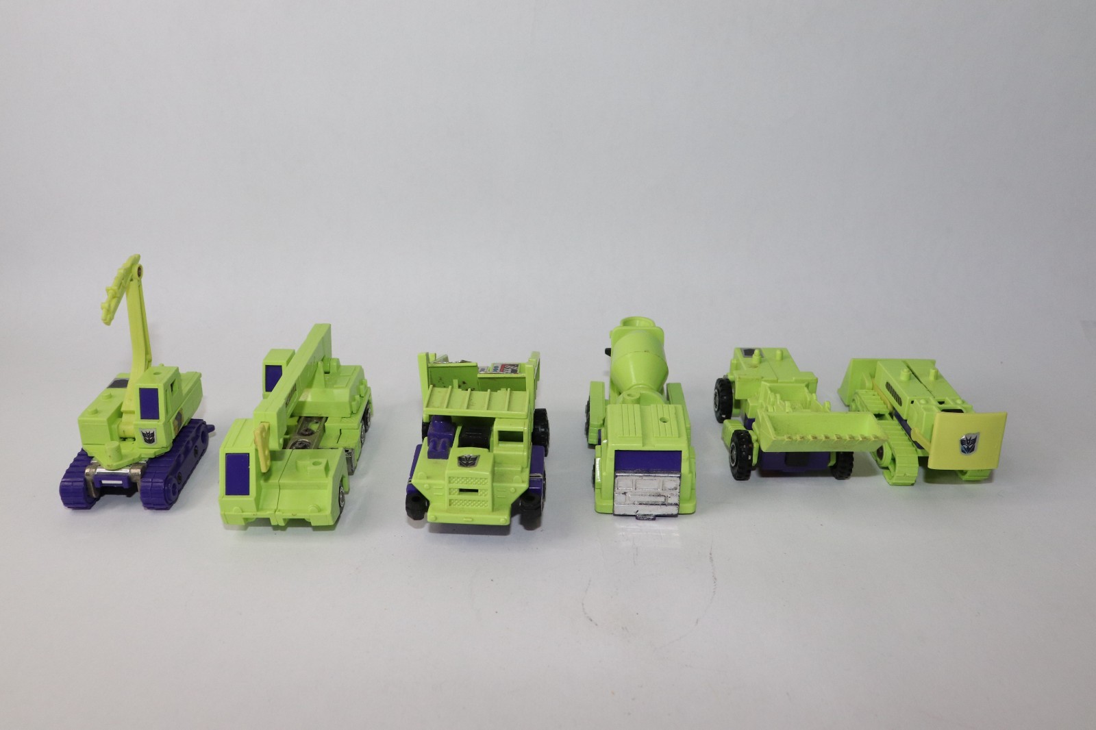 Takara Transformers Decepticon Constructicons Set Green/Purple 6 Vehicles 1984
