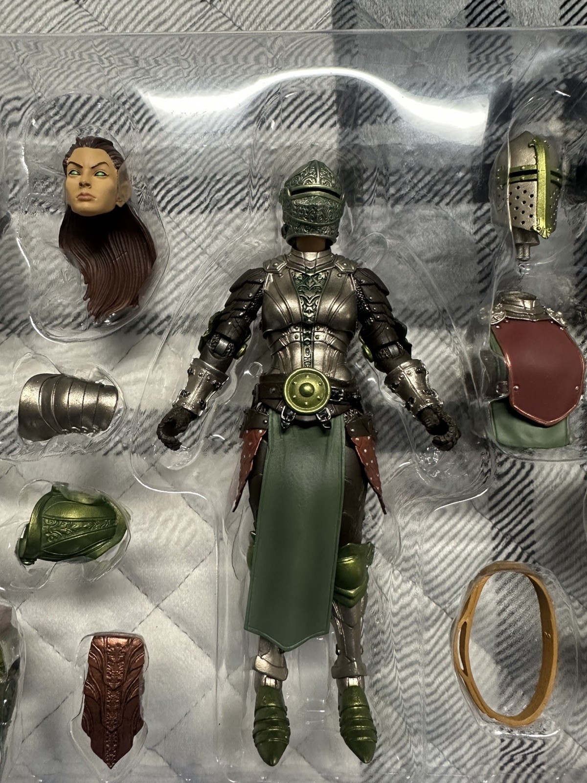 Mythic Legions Female and male Elf Builder w/ Bonus Head War of the Aetherblade