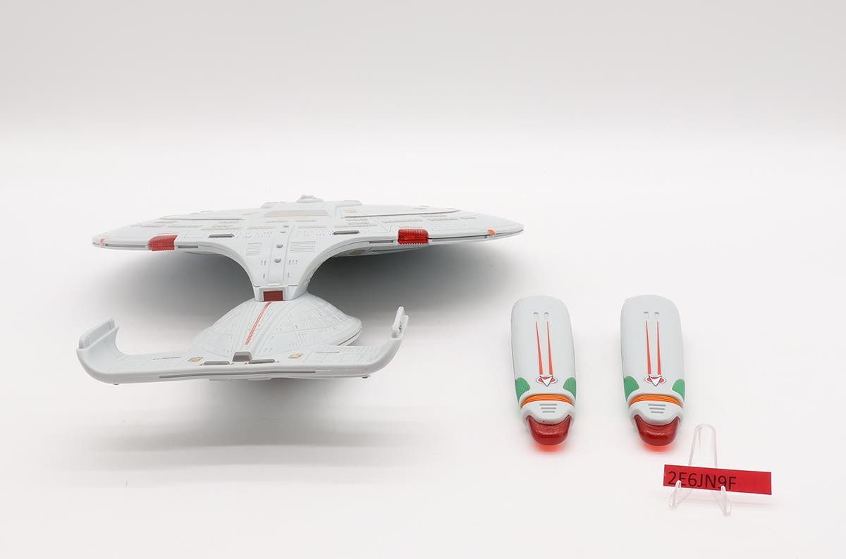 Starship Enterprise COMPLETE W/ Box & INSERT Star Trek The Next Generation