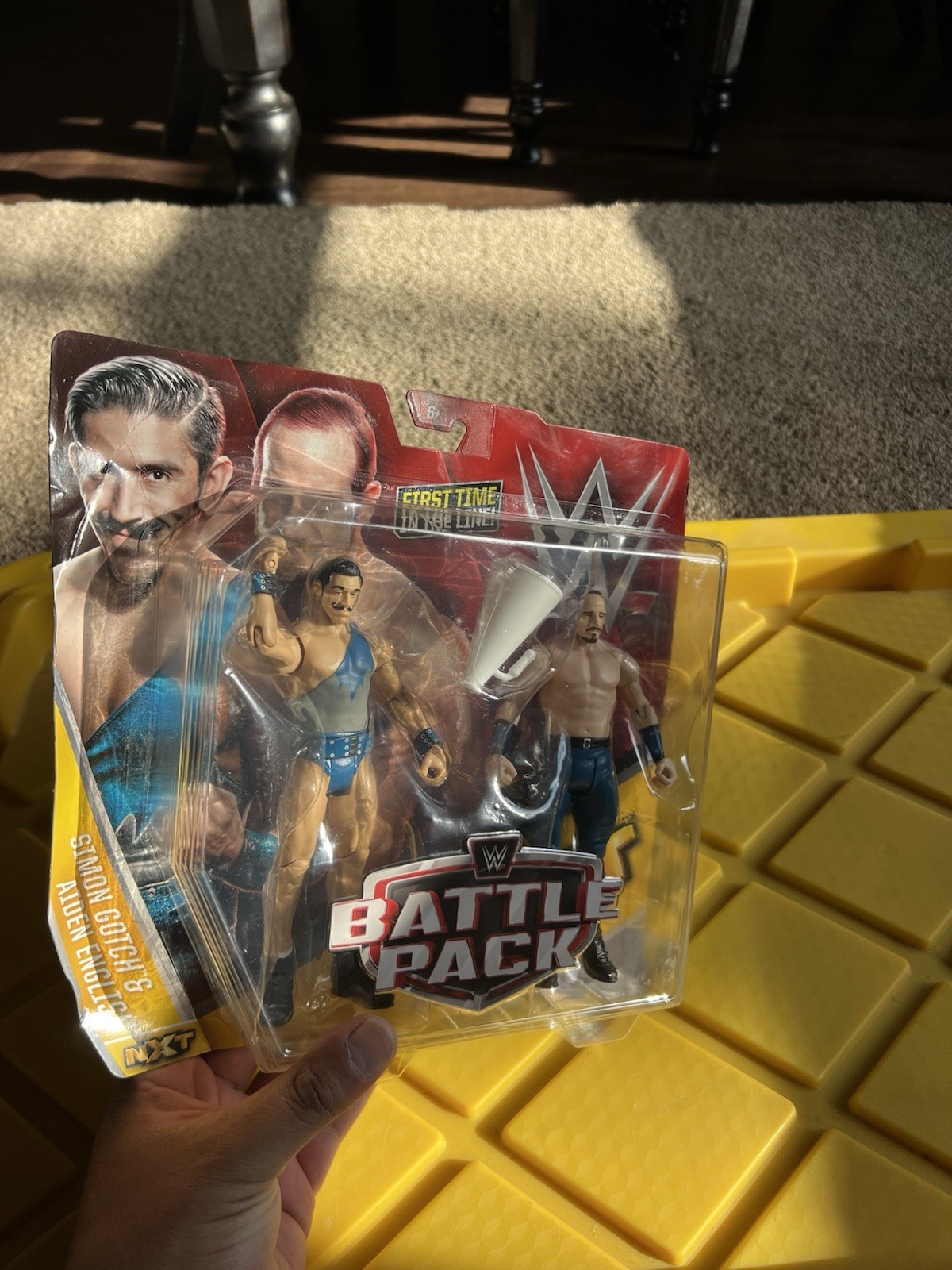 WWE BATTLE PACK SIMON GOTCH AND AIDEN ENGLISH WRESTLING FIGURES