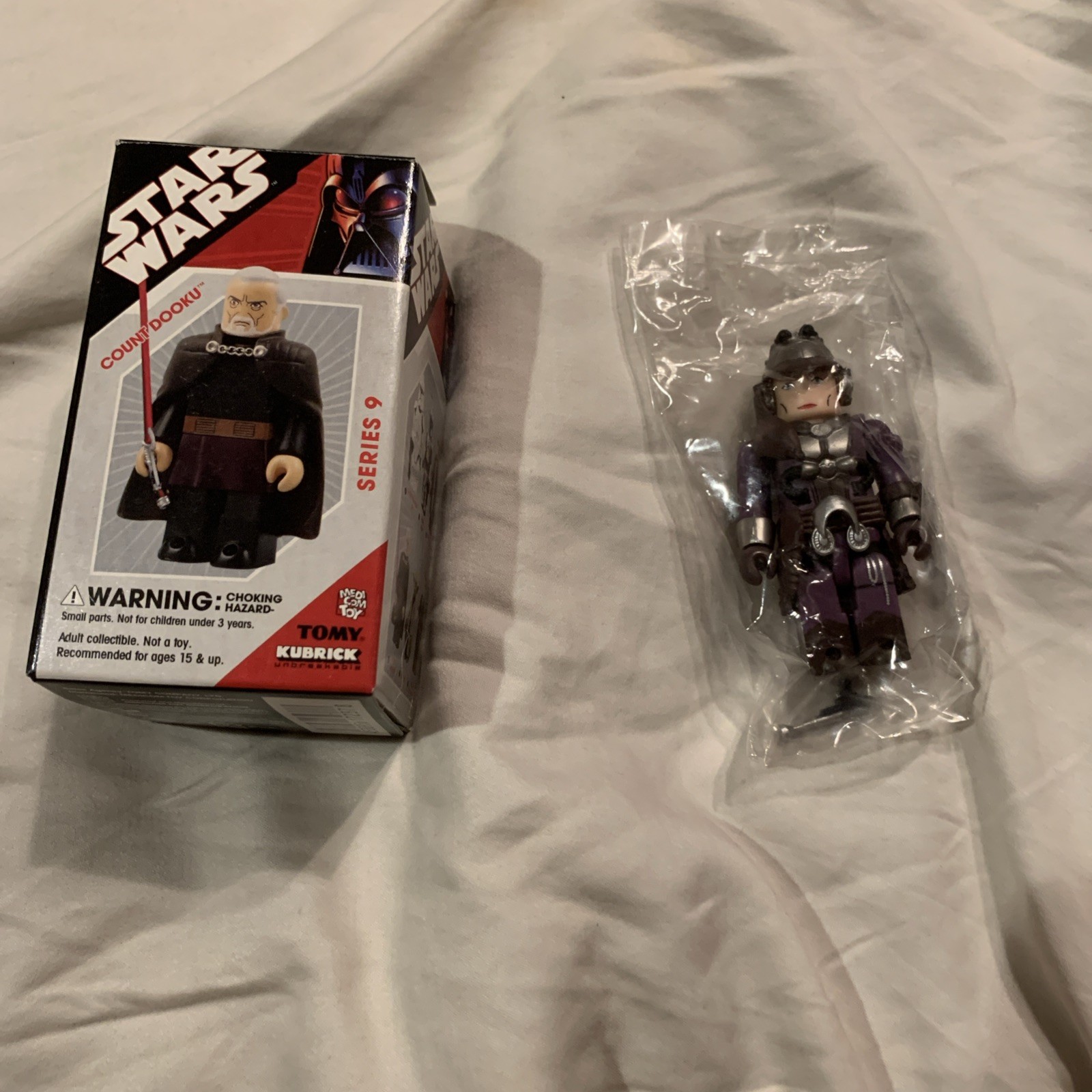 Star Wars Medicom Kubrick Series 9 Zam Wesell Chase Secret Figure.