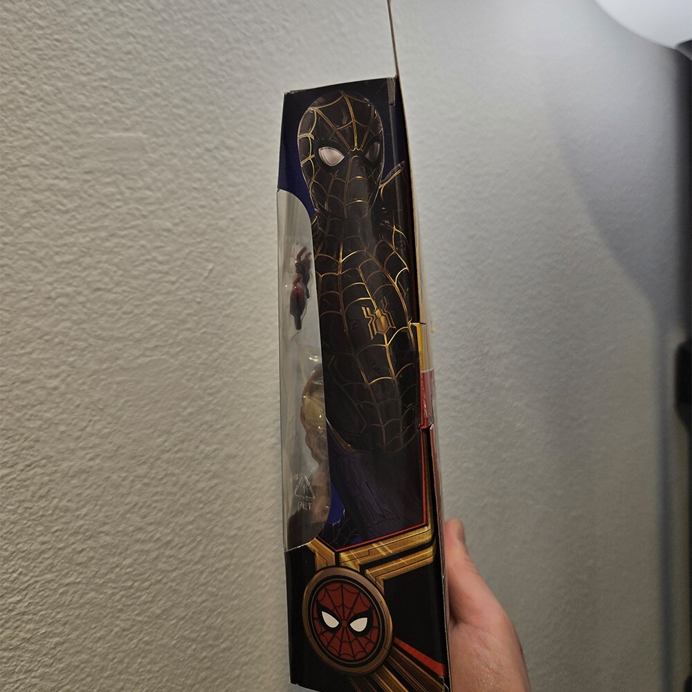 MARVEL LEGENDS SERIES SPIDER-MAN NO WAY HOME SPIDER-MAN (BLACK & GOLD SUIT)