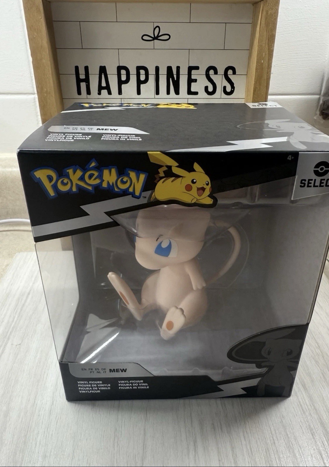 Jazwares Pokemon Select Series 1 Mew Boxed 4″ Vinyl Figure Collectible