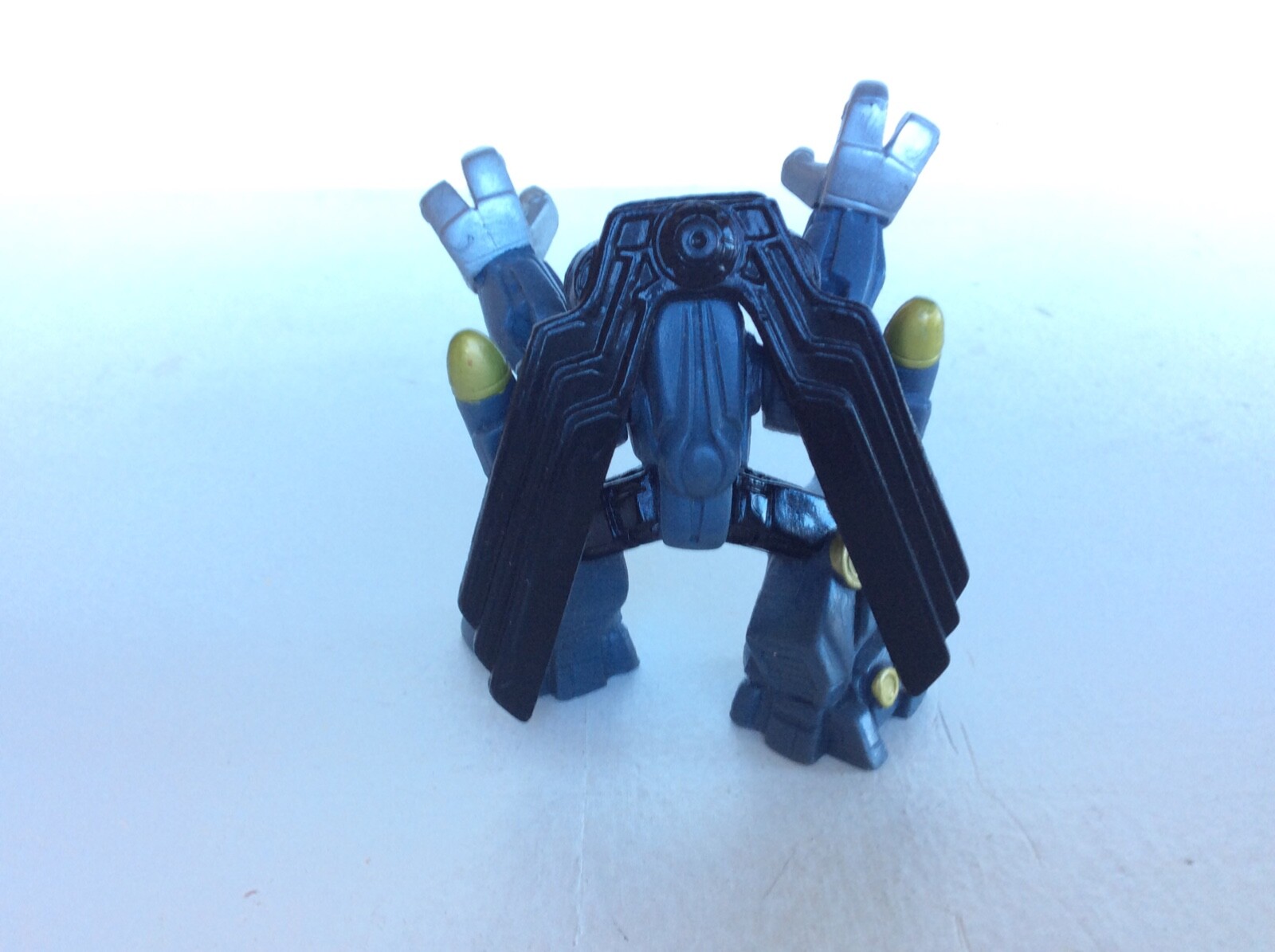 TRANSFORMERS Robot Heroes Movie BLACKOUT Figure 2007.