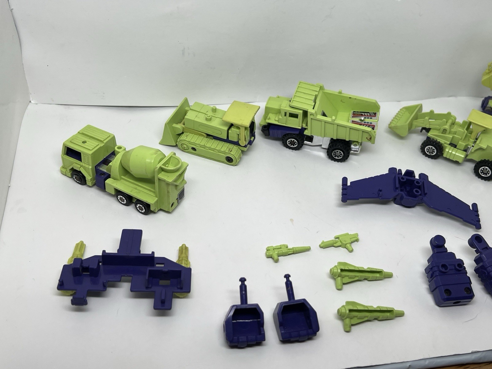 Transformers G1 Decepticons Constructicons Lot of 5 – W/accessories READ AS-IS