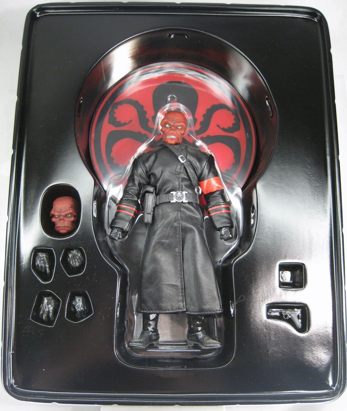 Mezco 2017 Marvel One:12 Collective Standard Release Red Skull 6″ Figure
