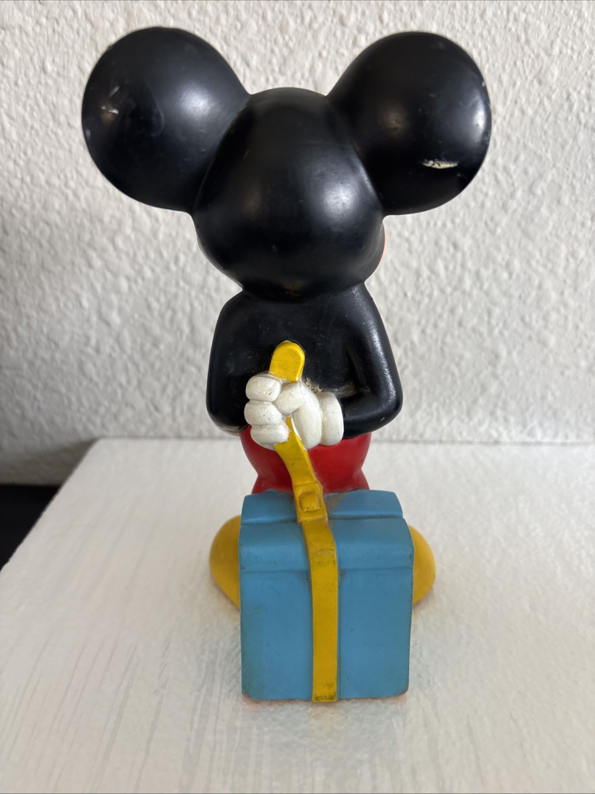MICKEY MOUSE RUBBER SQUEEZE SQUEAKEY TOY WALT DISNEY – VINTAGE 1970’S – TAIWAN