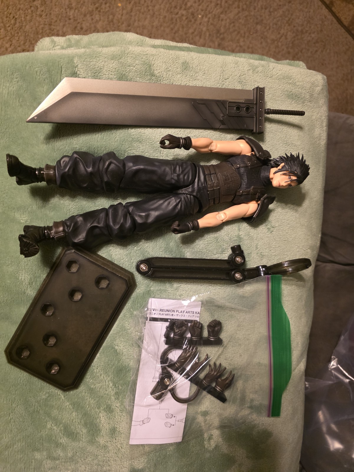 Square Enix Crisis Core Final Fantasy Play Arts Kai Zack Fair Action