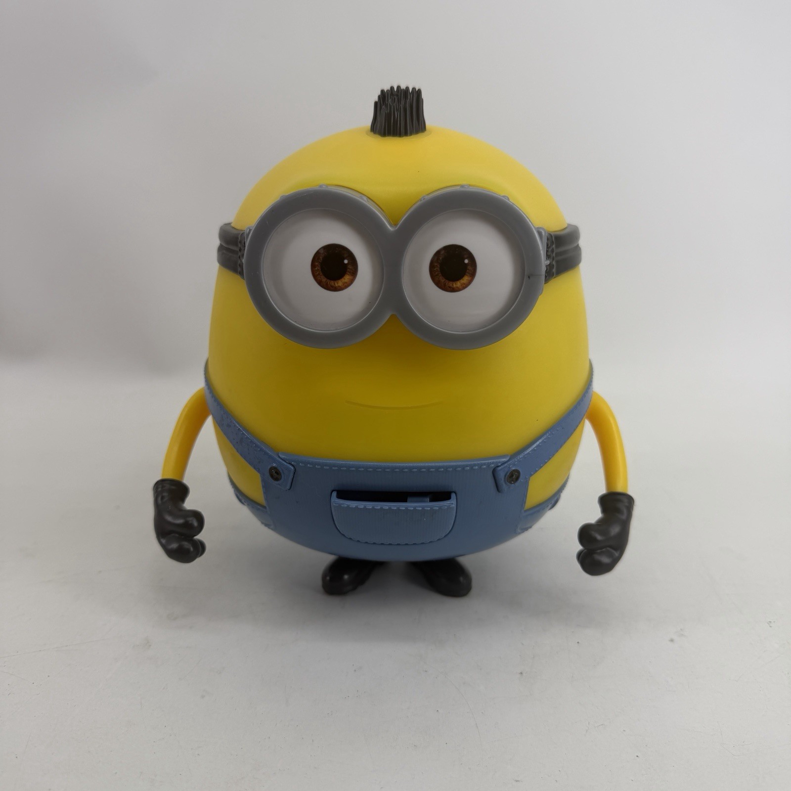 Despicable Me Minions Talking Squeeze Blinking Stuart Toy ~ Working