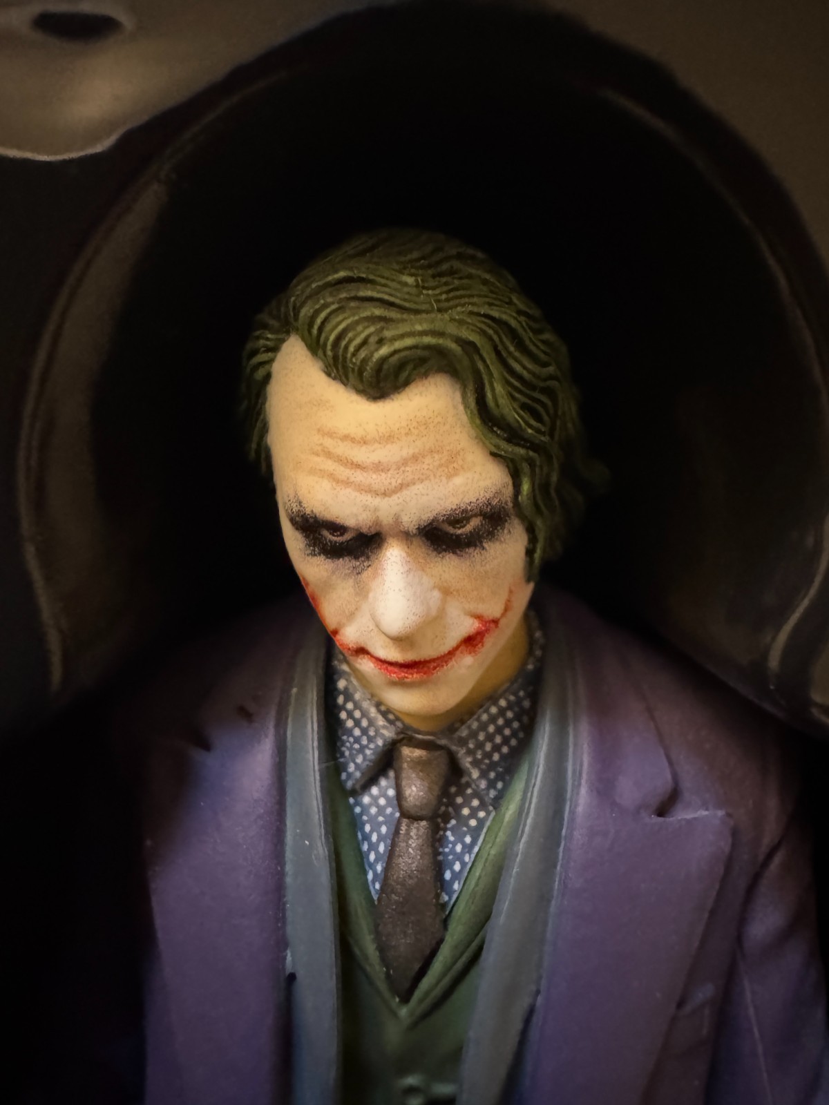 Mafex JOKER No 051 Ver 2.0 The DARK KNIGHT TRILOGY Heath Ledger 6in.