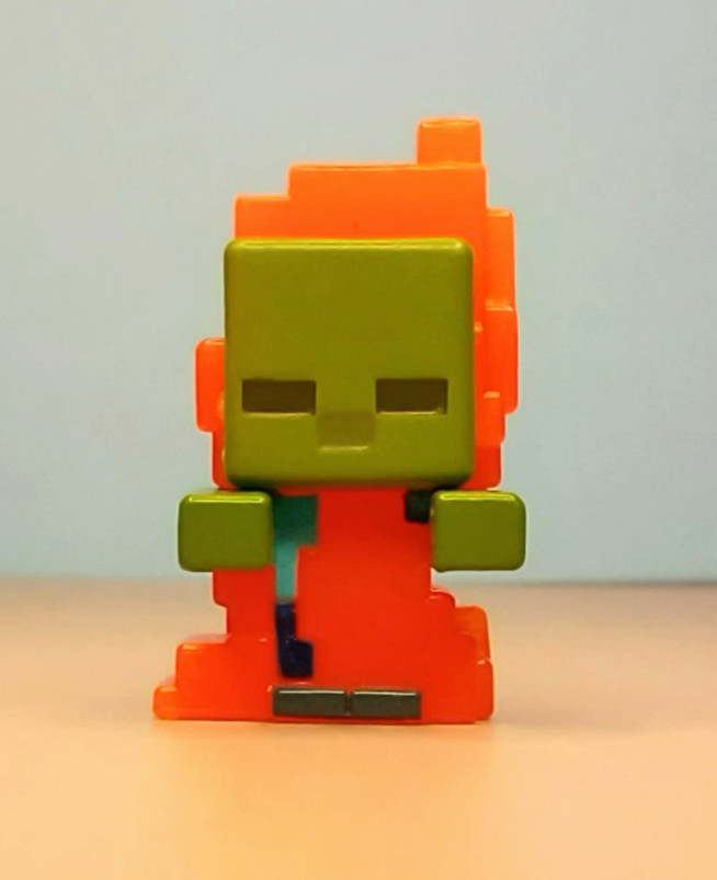 ZOMBIE IN FLAMES ~ Minecraft 1″ Mini-Figure / Netherrack Series 3