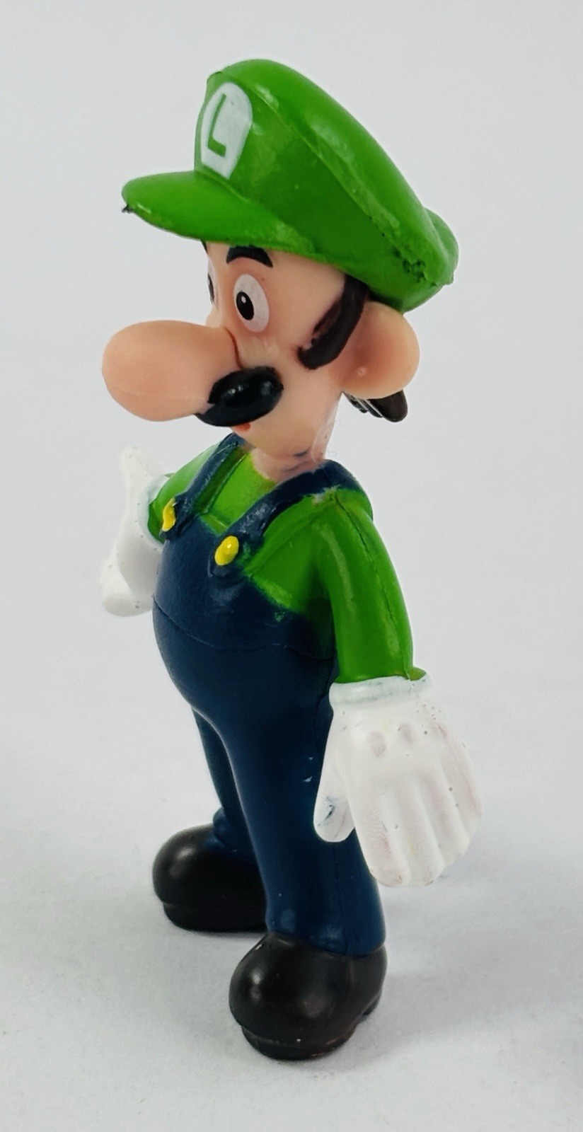 2007 Nintendo Luigi 2.5″ PVC Mini Figure Standing Open Hands Super Mario Bros