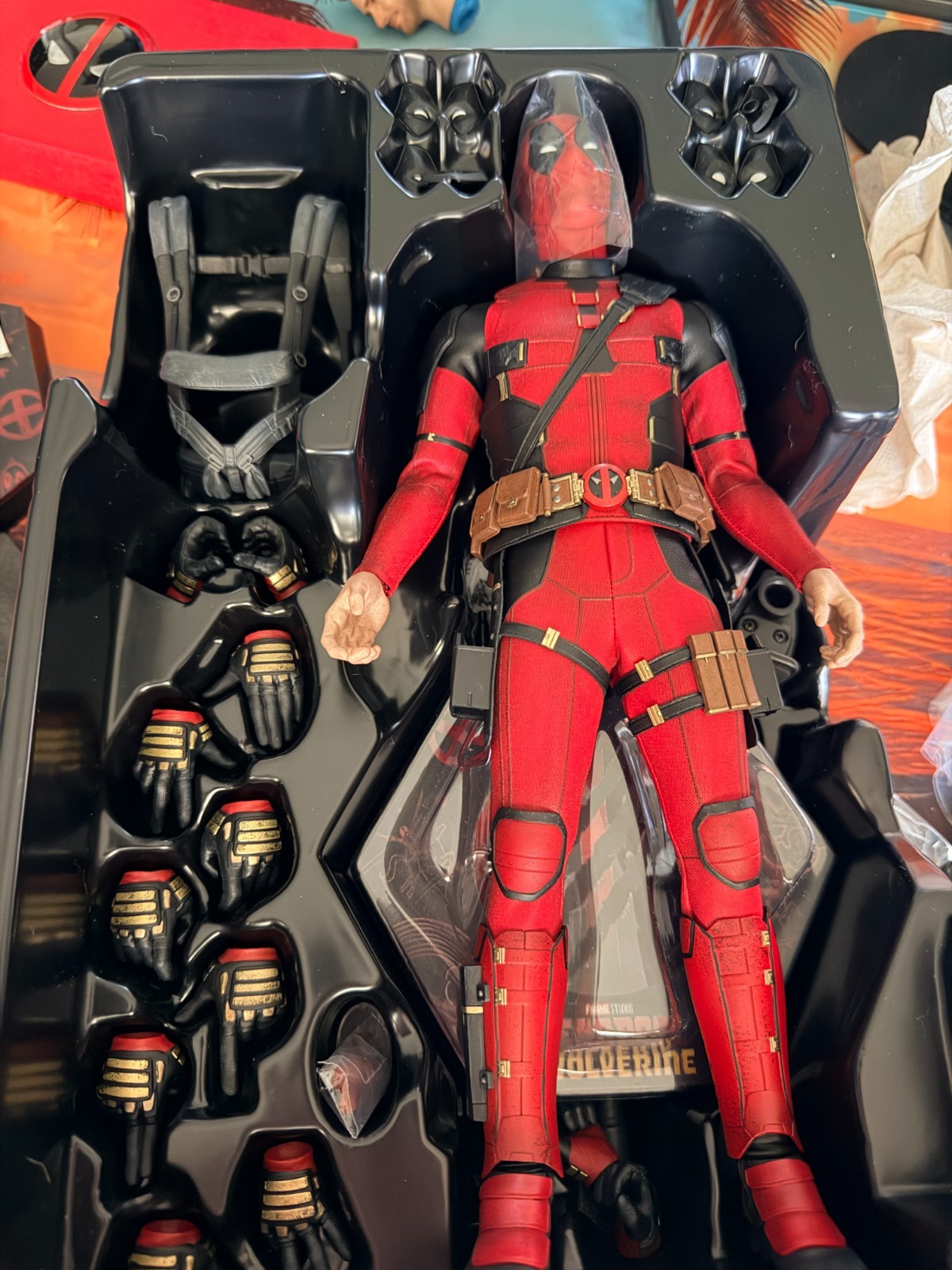 Hot Toys 1/6 MMS746 Deadpool & Wolverine – Deadpool Special Edition