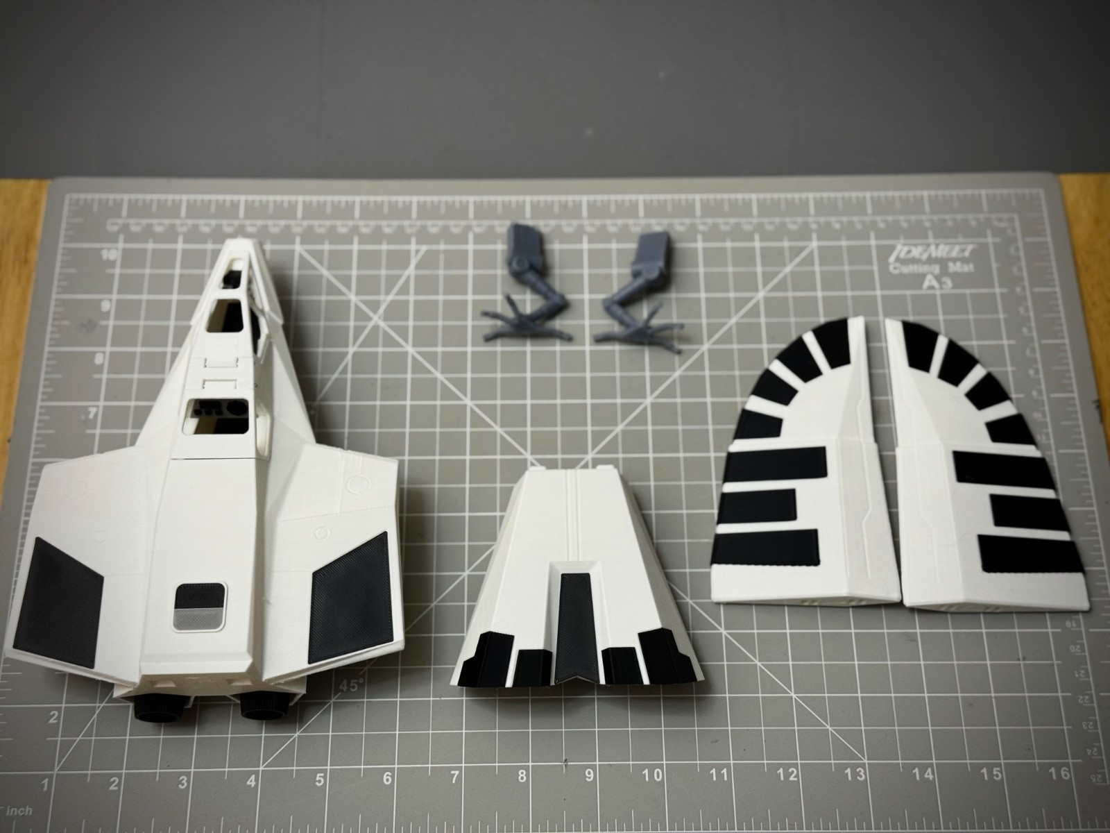 Buck Rogers Warhawk Hawk Ship Model 11in. (BLACK & WHITE)