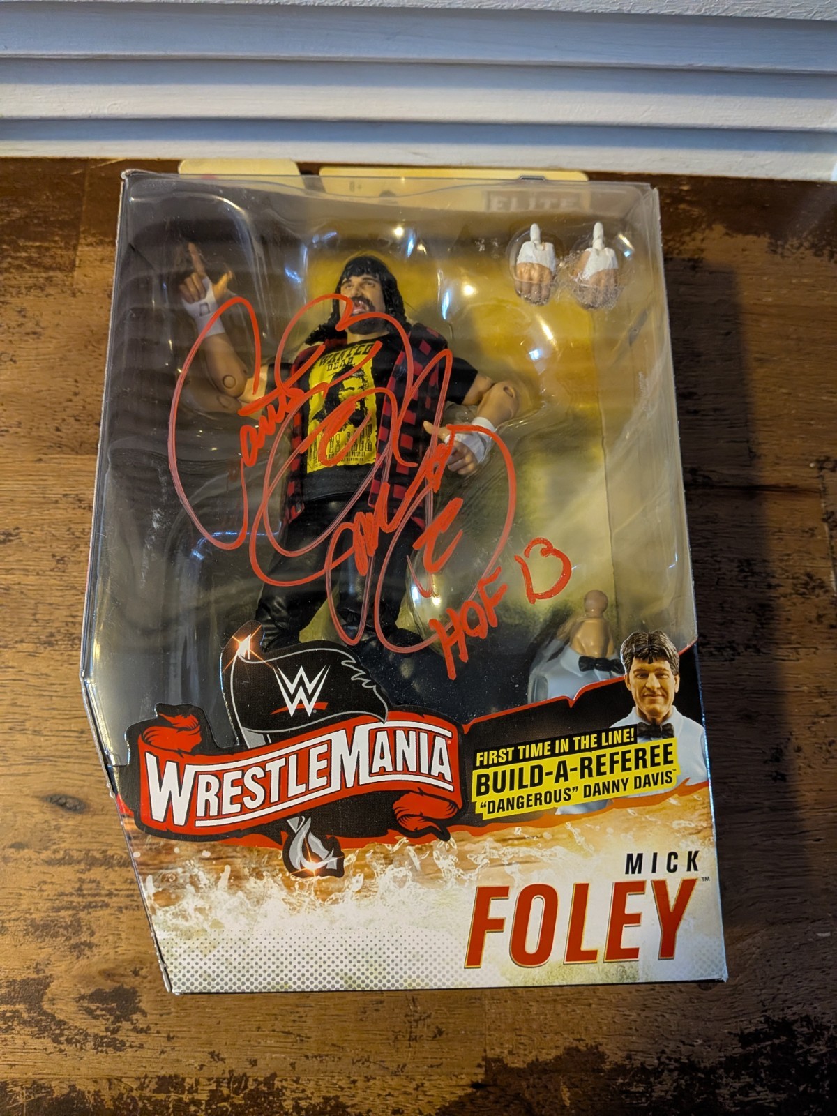 Mick Foley SIGNED Figure Wrestlemania WWE 2019 Auto NIB Mattel Elite Collection