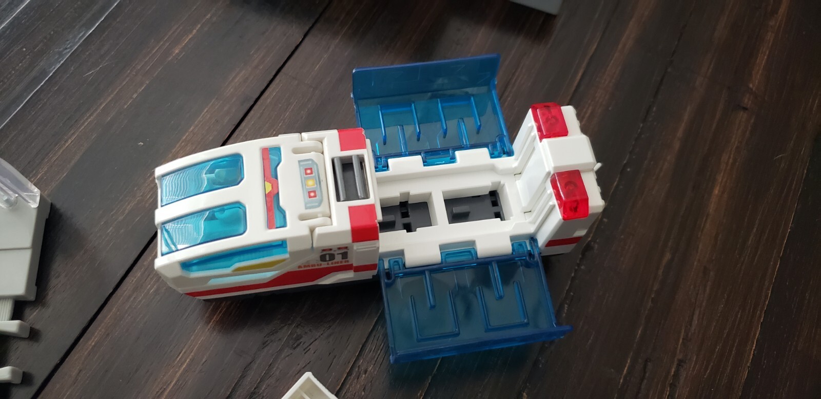 FOR SPECIFIC BUYER: TOMY TOMICA HYPERCITY LOT Clear Tunnel Ambu-Liner Station