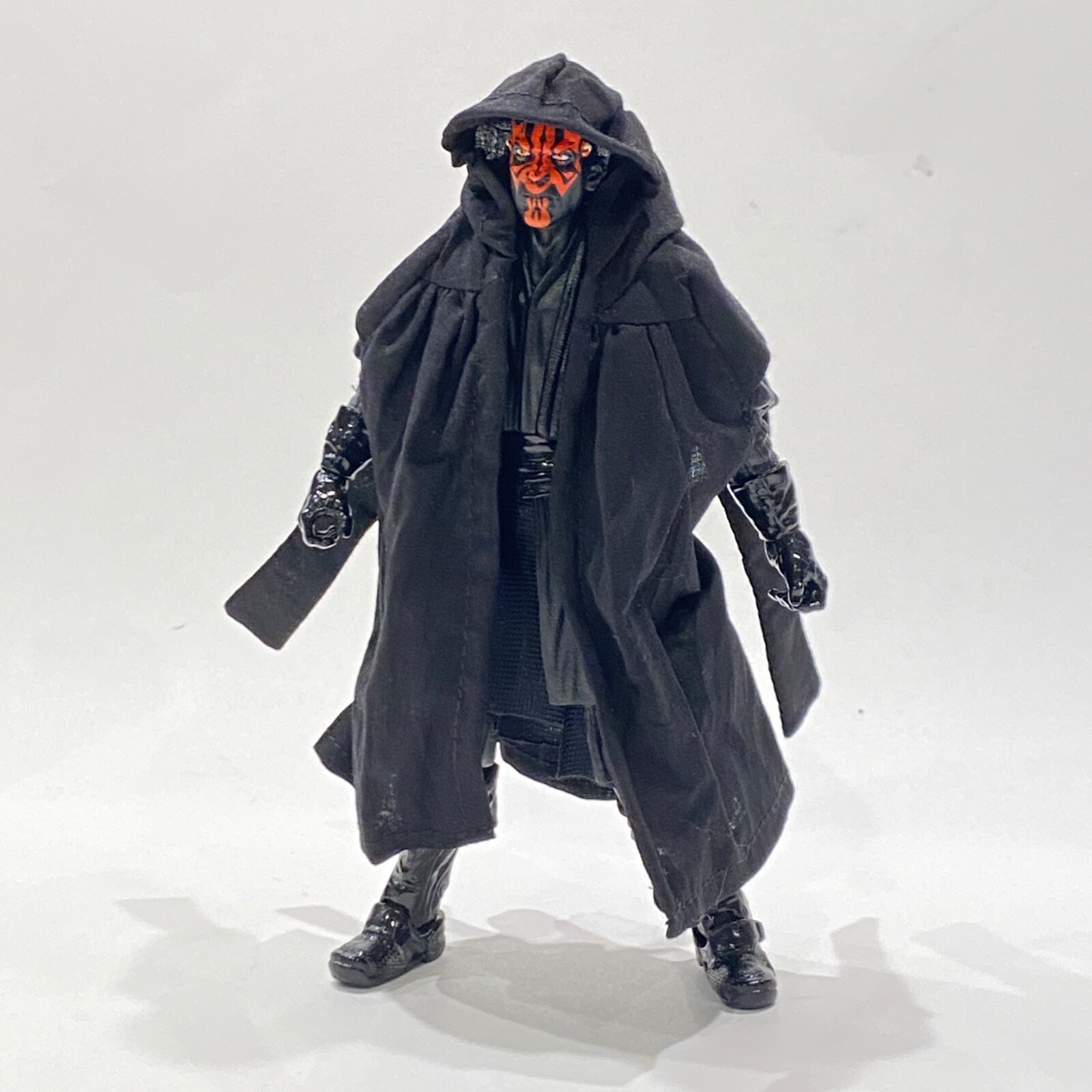 SU-R-DM: Deluxe Wired Sith Cloak Robe for 6″ Star Wars Darth Maul (No Figure)