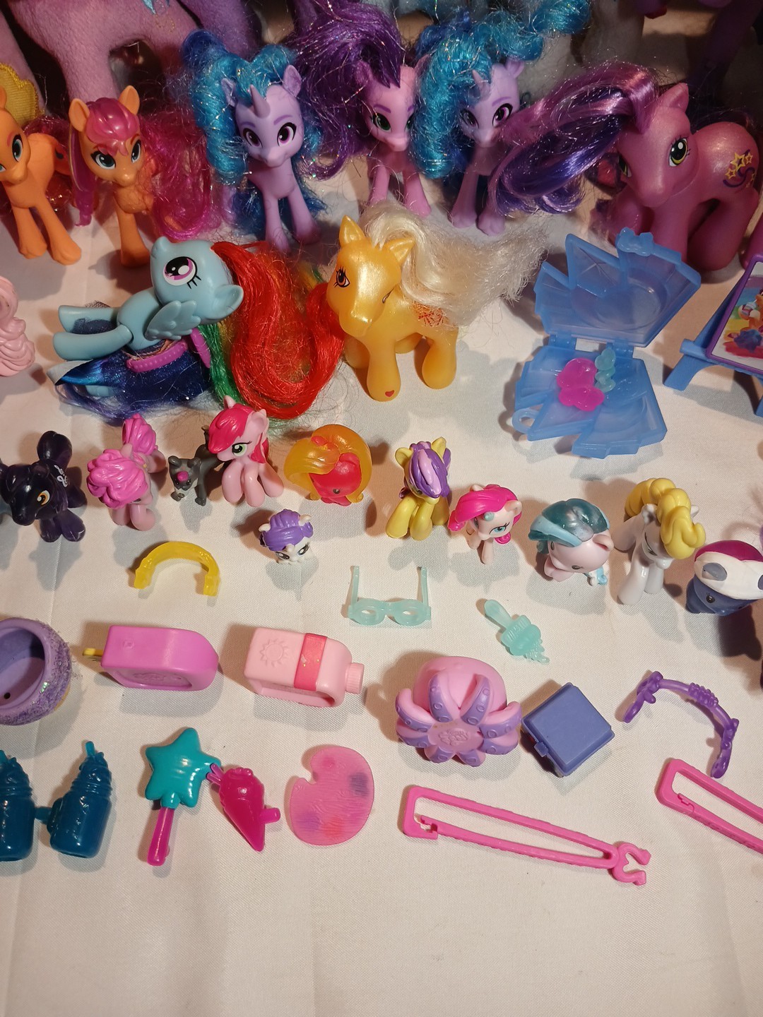 My Little Pony Large Lot-G3/G4/G5/TY plush/Accessories/Pvc/YEARS 2002-2021/odds
