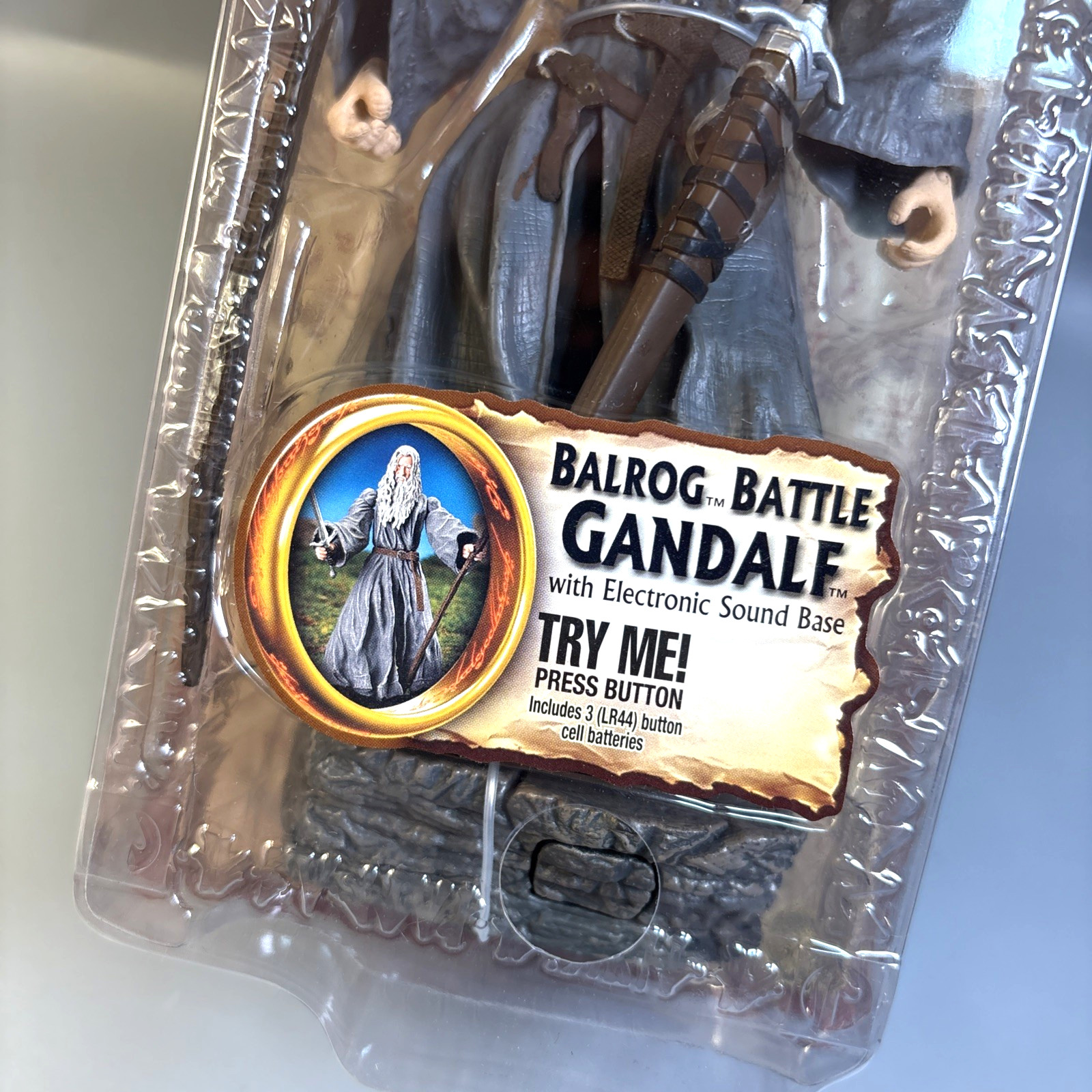 2005 ToyBiz Lord of the Rings Gandalf Balrog Battle The Two Towers Action Figure