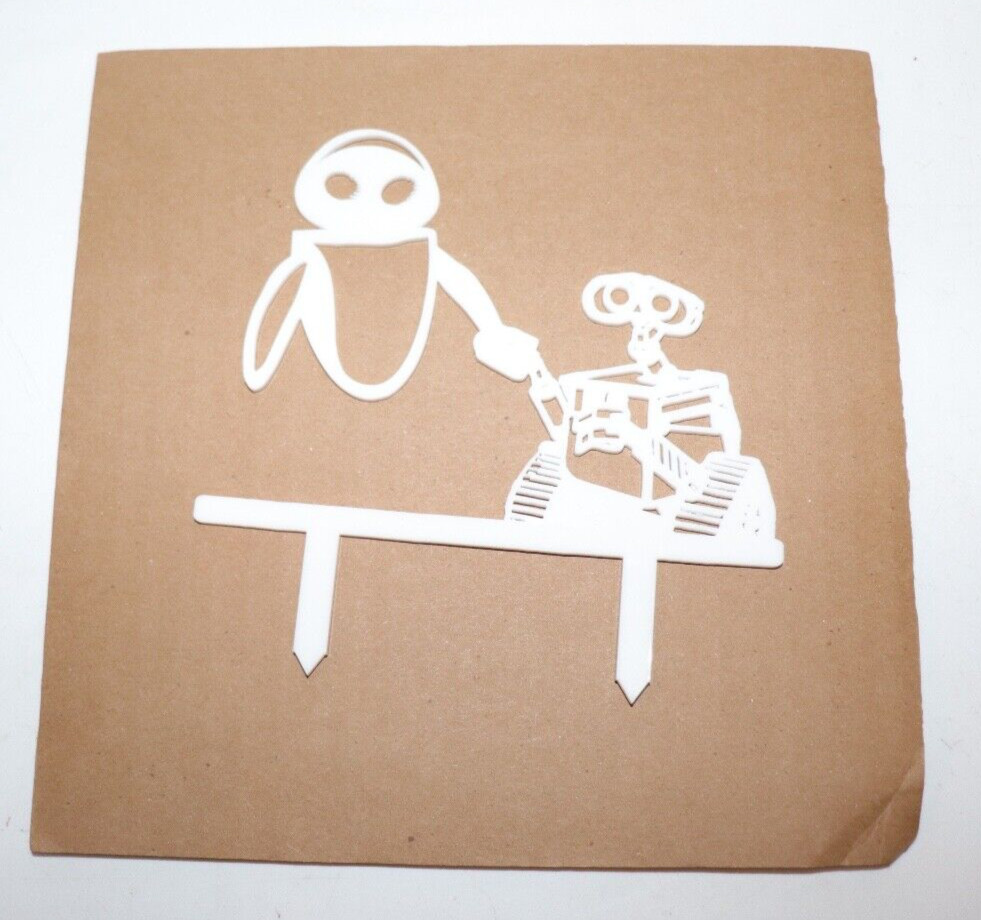 Disney Robot Wall-E and Eee-Vah EVE Cake Topper White