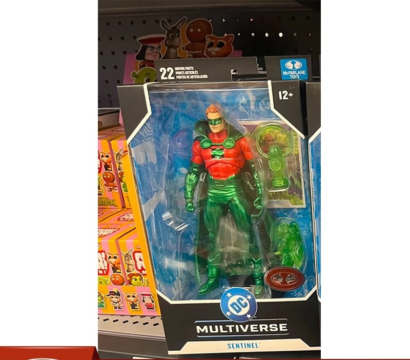 McFarlane DC Multiverse Sentinel (Alan Scott) 1/10 Scale Action Figure