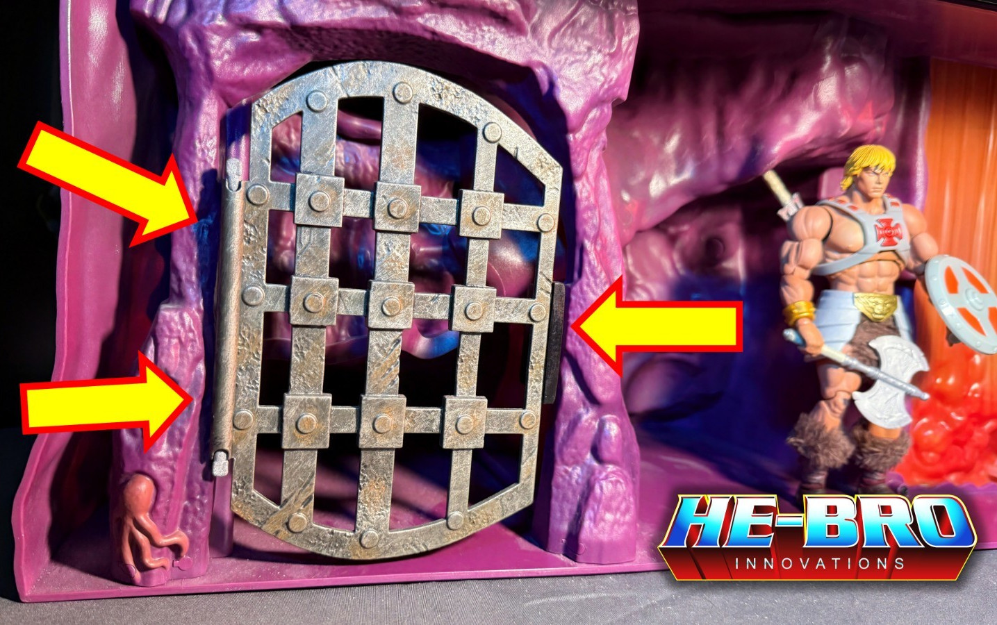Unpainted Black Dungeon cell extension set for Classics Snake mountain