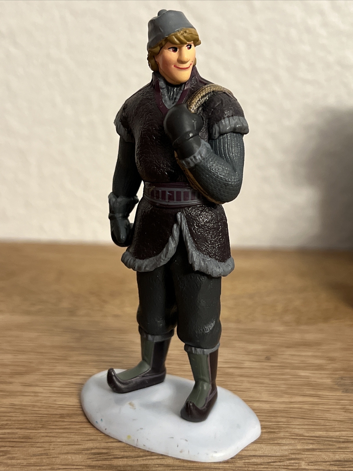 KRISTOFF FROZEN DISNEY 4” ACTION FIGURE PVC PLASTIC TOY