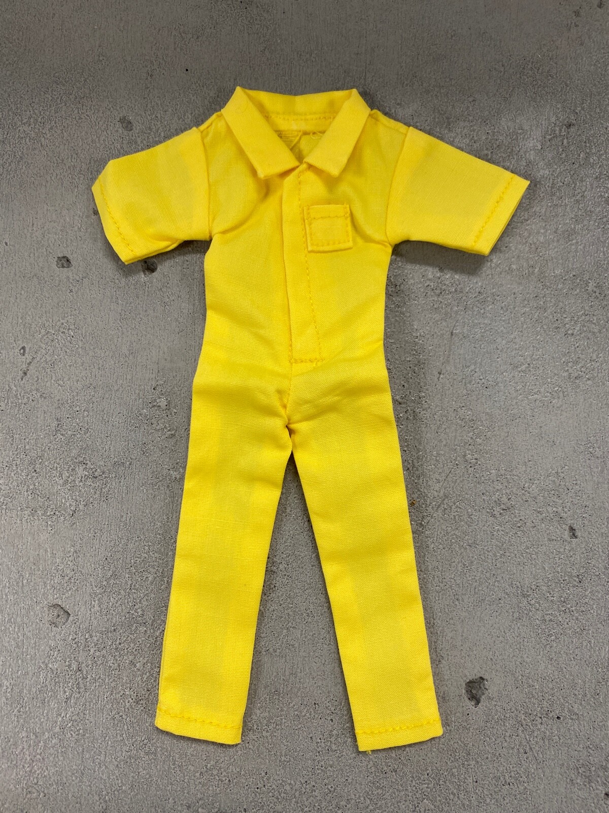 SU-PR-M-Y: 1/12 Yellow Fabric Prison Outfit for 6″ Muscular Body