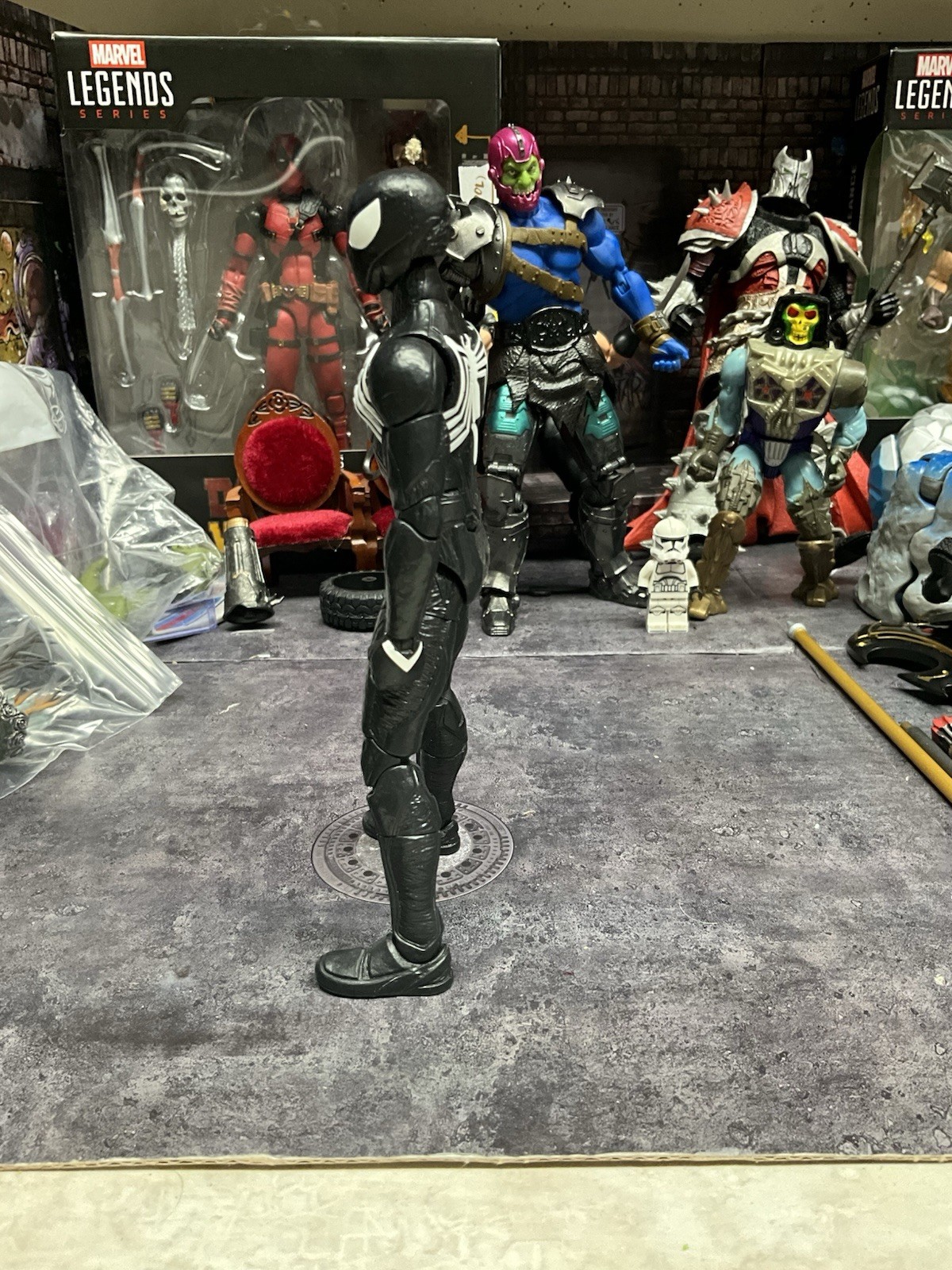 Hasbro Marvel Legends Spider-Man Gamerverse Peter Parker Black Suit