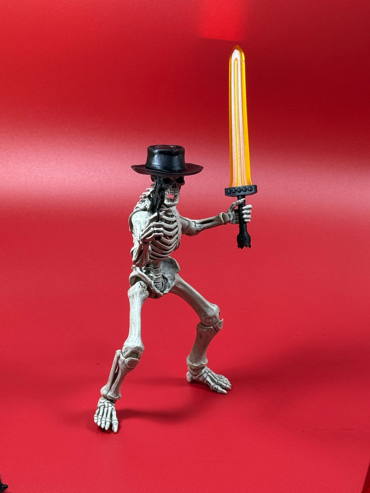 Transparent Yellow Orange Broadsword – Hellboy Universe style sword – Mythic Le