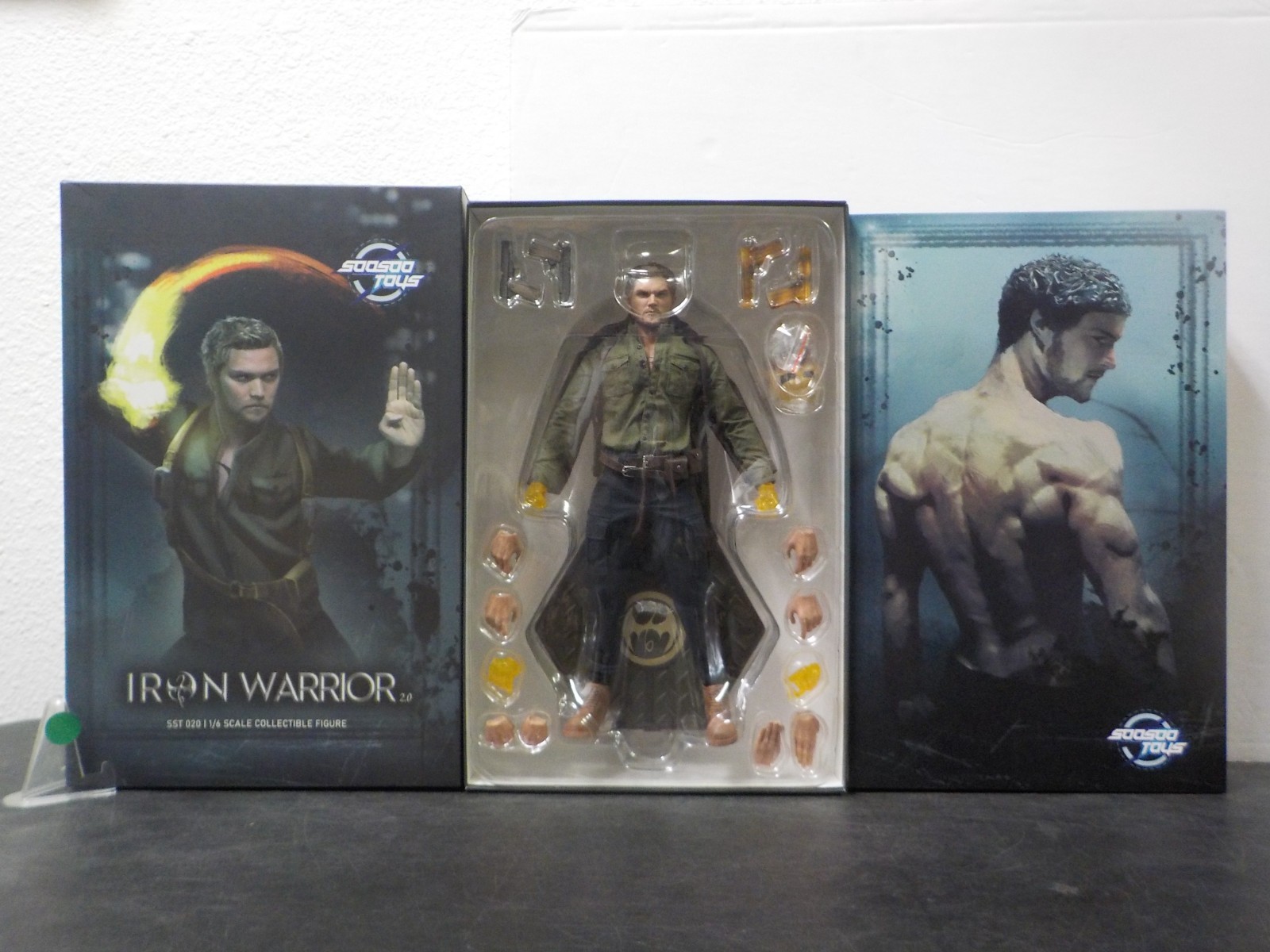 G529 Soosoo Toys SST020 1/6 Iron Warrior 2.0 Collectible Action Figure Fist