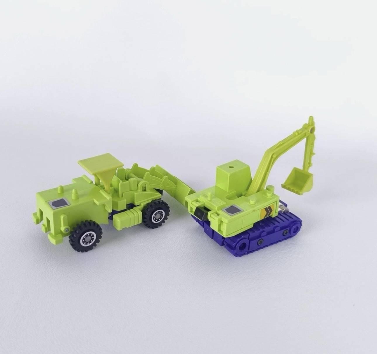 Transformers G1 Constructicon Devastator Transforming Toy Figures Re-Issue Ver.
