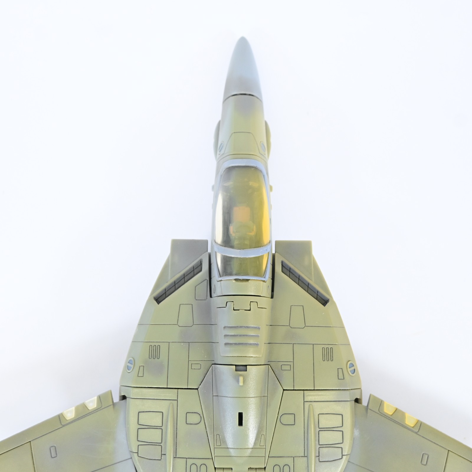 Yamato Macross 1/48 VF-1A Low Visibility Color Valkyrie Figure