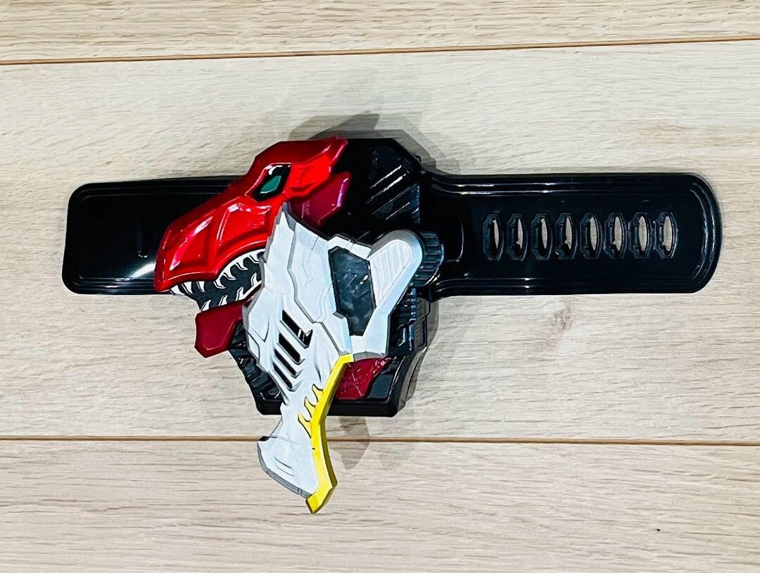 Power Rangers Dino Fury Ryusoulger DX Morpher Set Mosa Blade Blaster Saber Souls