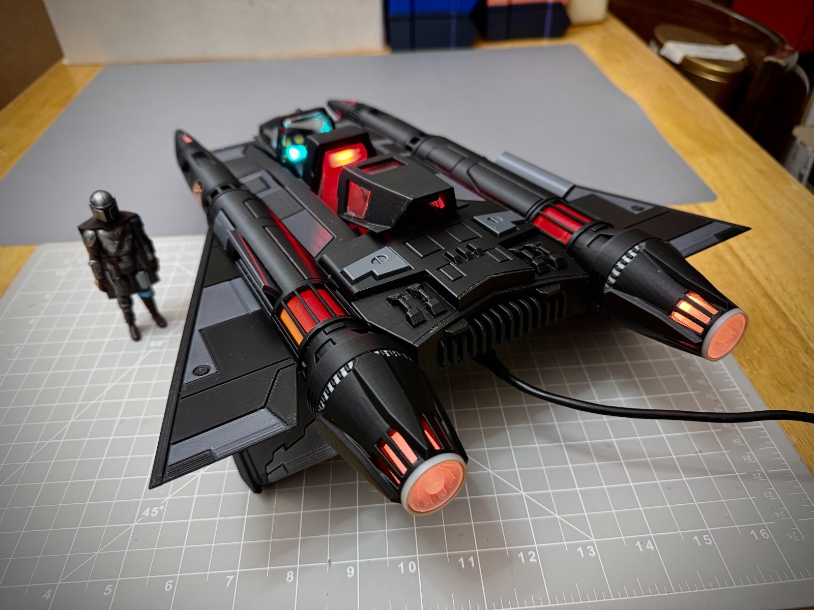 Buck Rogers Thunderfighter Starfighter Model 17in. (BLACK LARGE ANIMATED LIGHTS)
