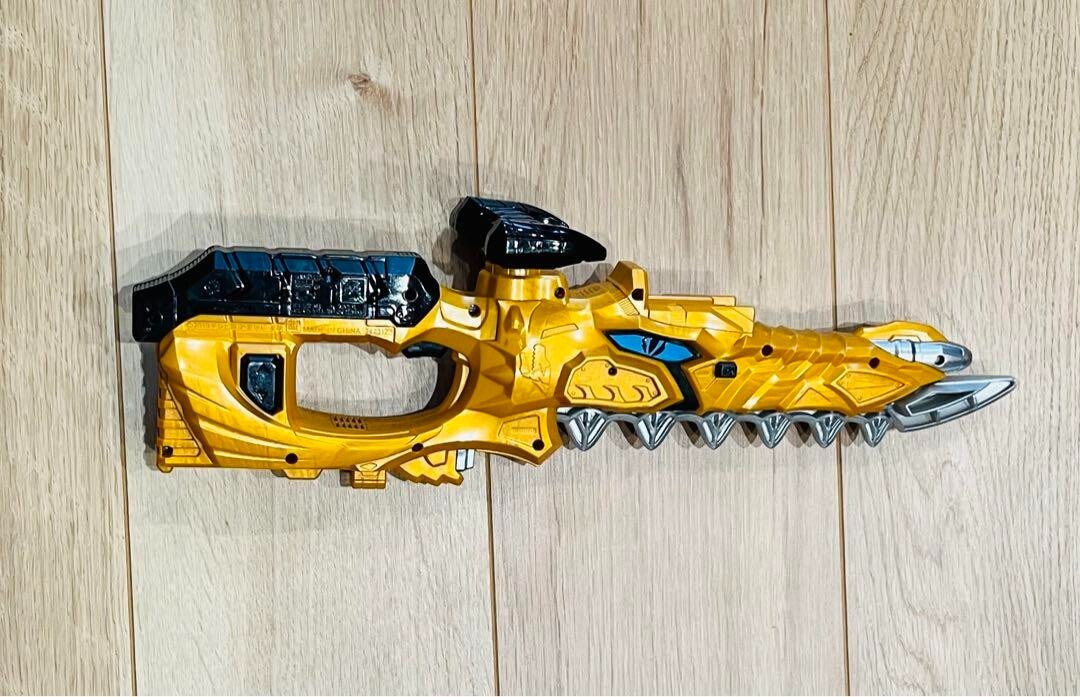Power Rangers Dino Fury Ryusoulger DX Morpher Set Mosa Blade Blaster Saber Souls