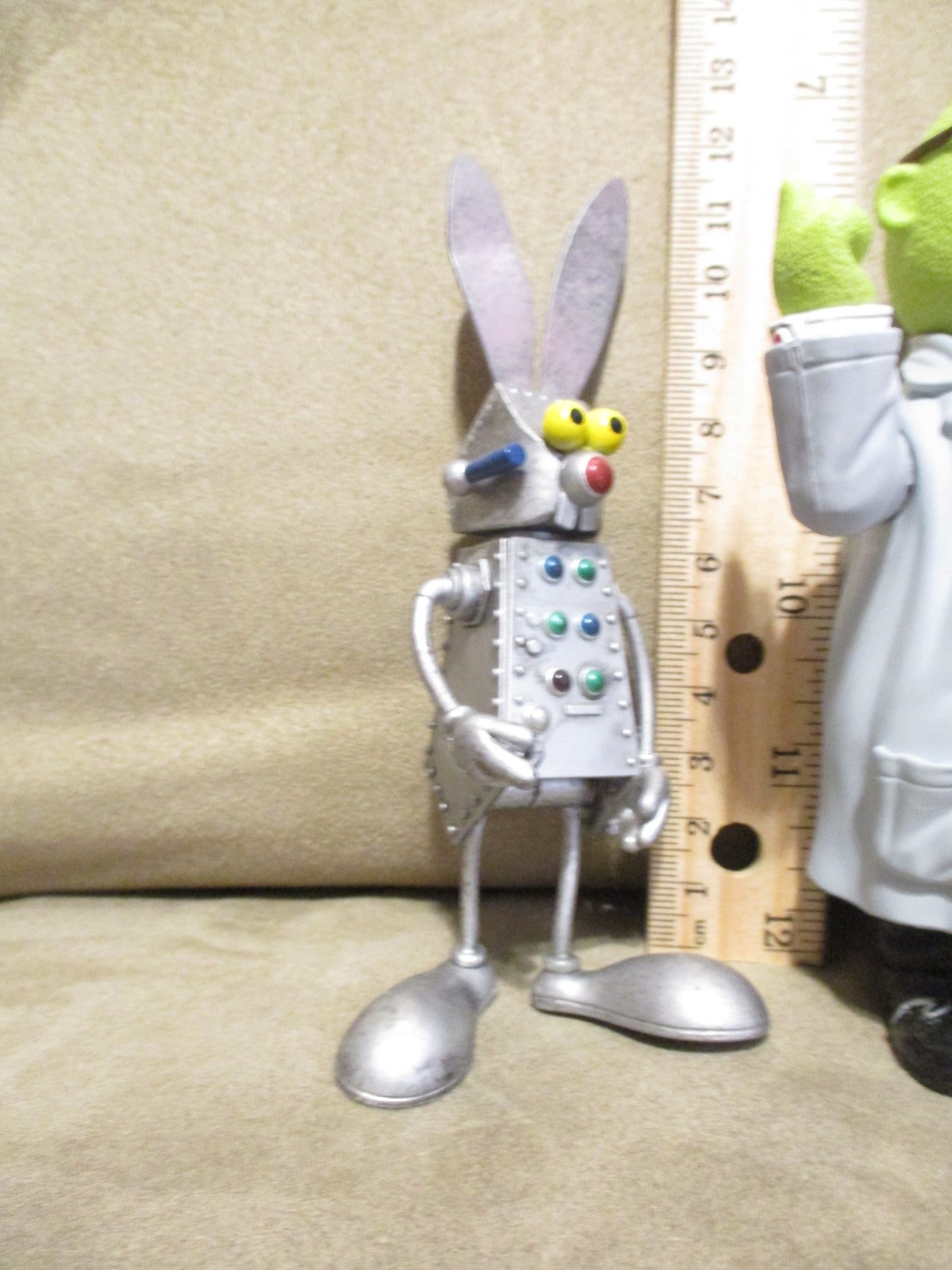 The Muppet Show 25 Years Series 1 Dr. Bunsen Honeydew Toy Action Figure 2002