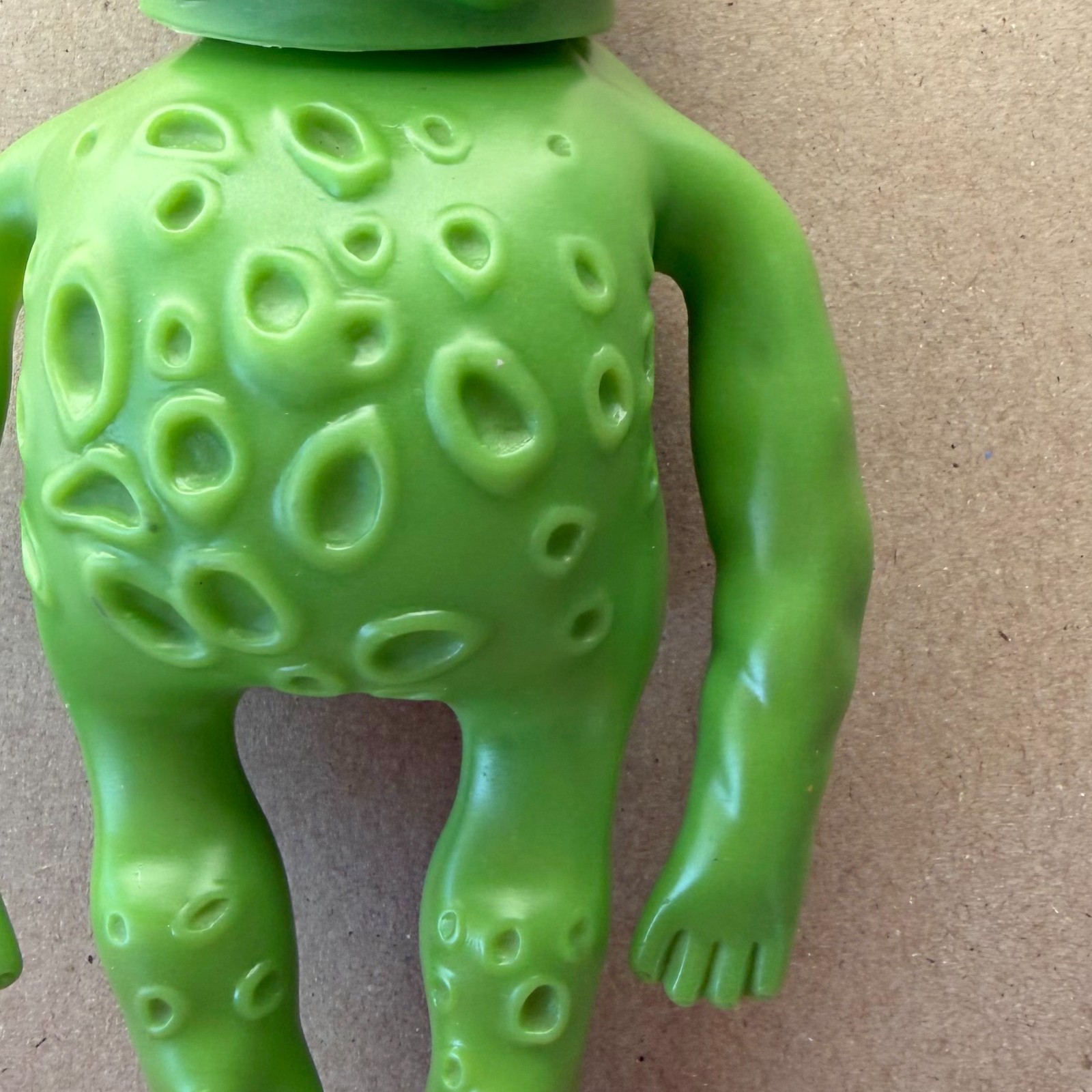 Ooze-It Squeeze Slime Green Alien Monster Vintage Designer Art Toy Figure Rare