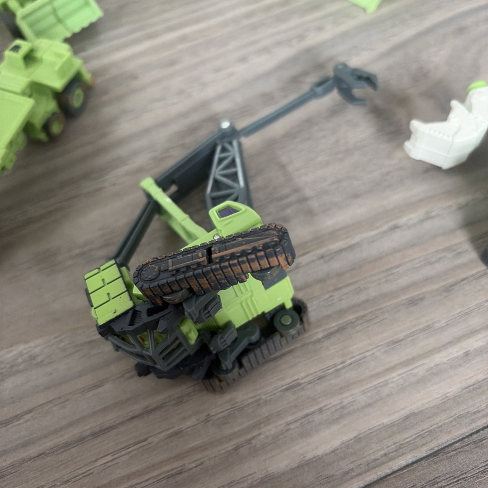 Transformers Legends ROTF Constructicons Devastator Green G1 Color **READ**