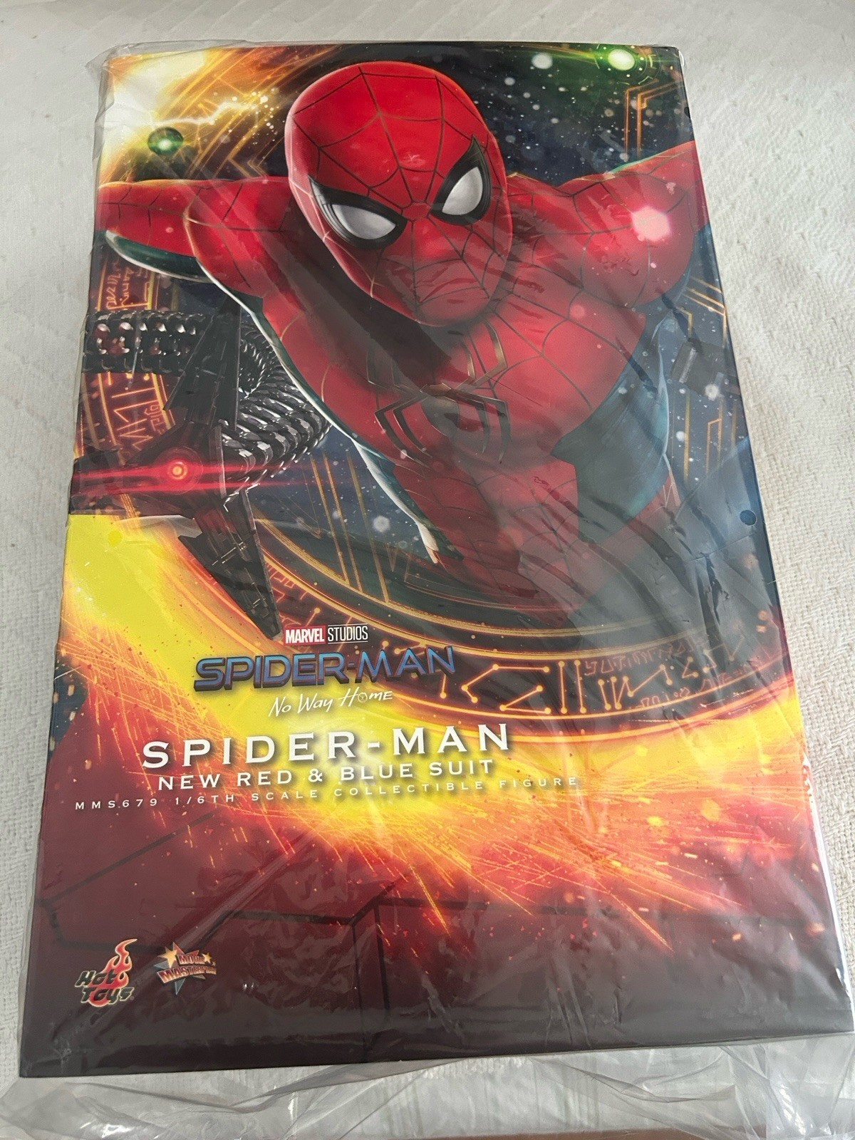 Hot Toys Spider-Man MMS679 (New Red & Blue Suit) No Way Home SEALED 1/6 Figure