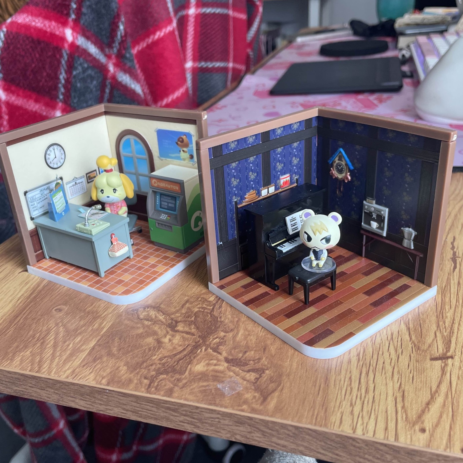 Animal Crossing Happy Room Re-Ment Figures – Marshal & Isabelle Set