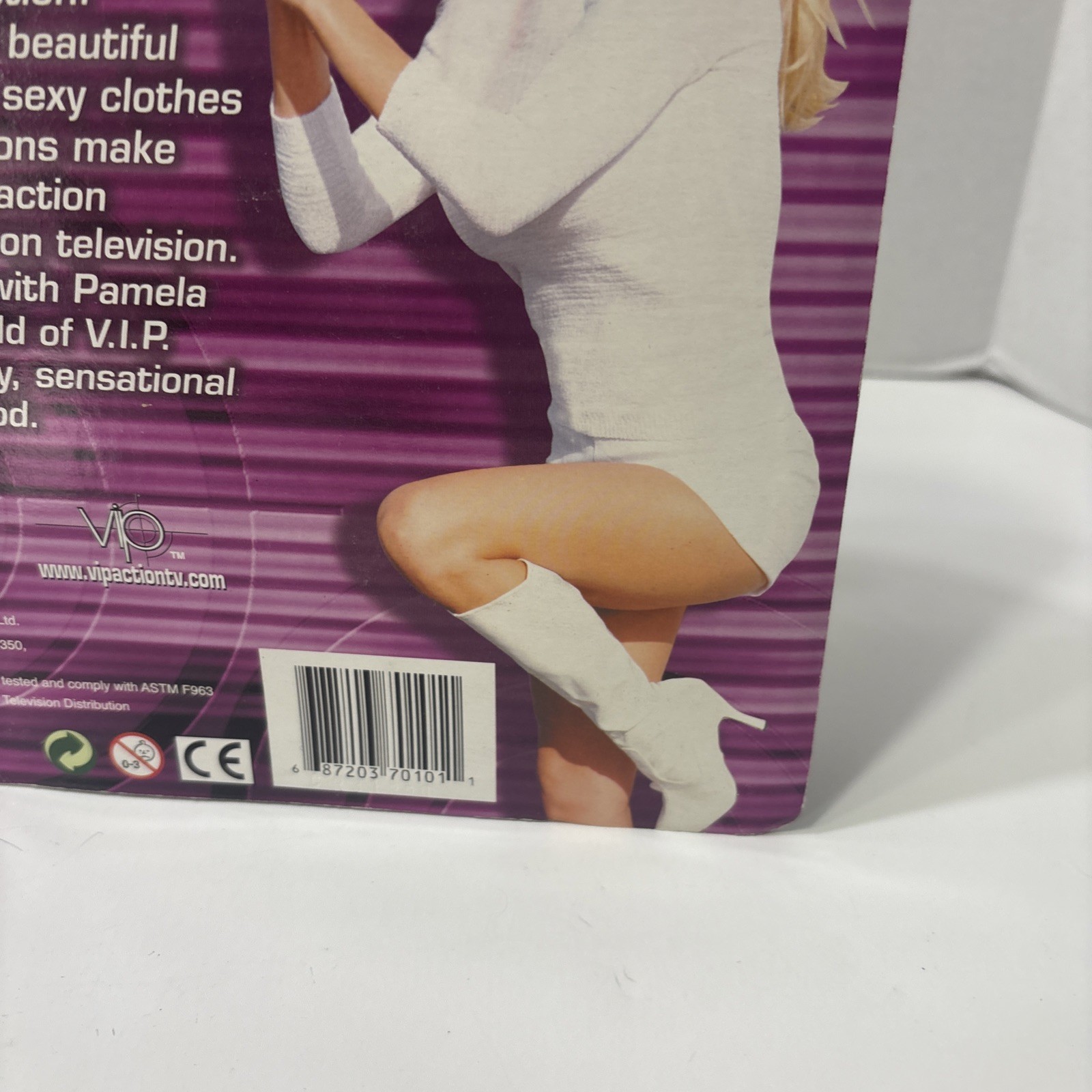 2000 PLAY ALONG–VIP TV SHOW–PAMELA ANDERSON AS VALLERY IRONS FIGURE (NEW)
