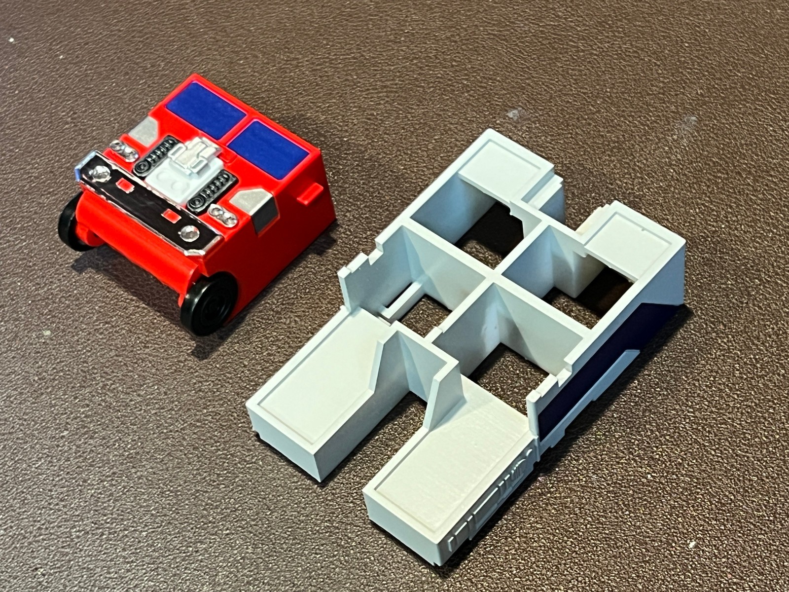Custom 3D printed chest and back filler upgrade for DX9 Mini Superman