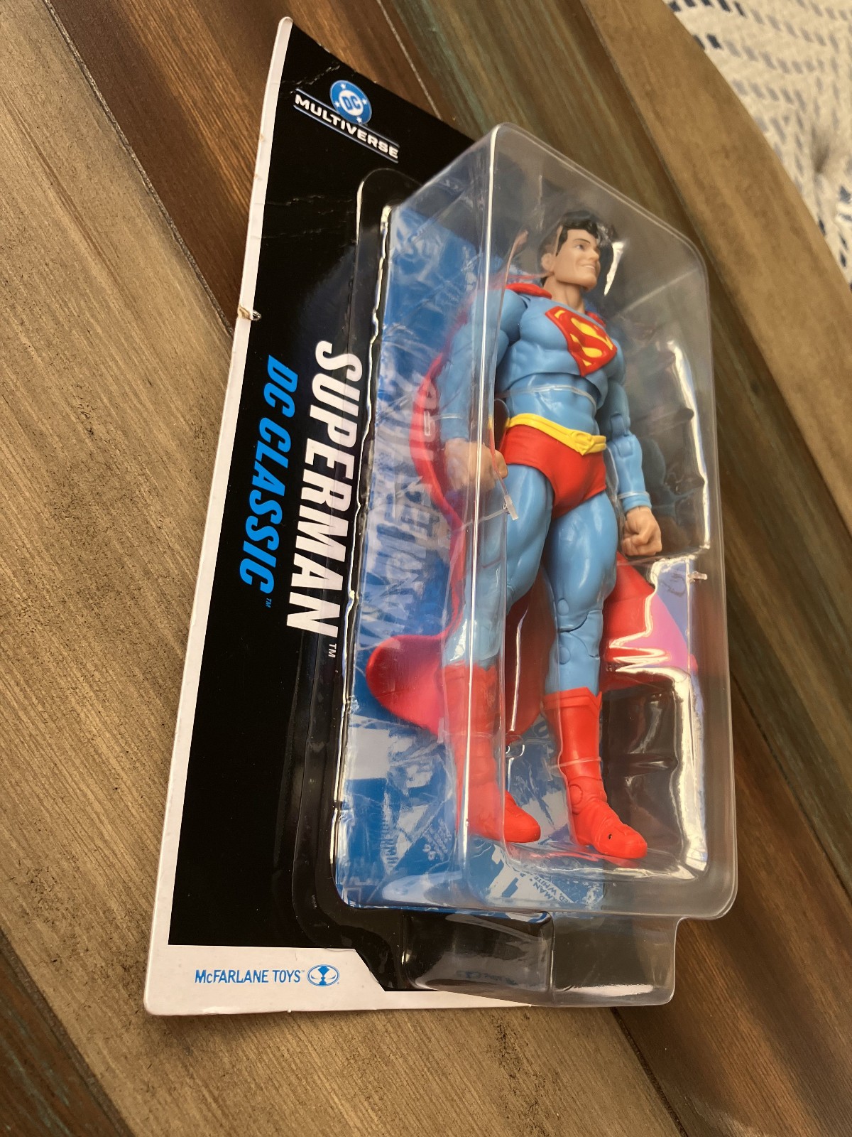 McFarlane DC Multiverse DC CLASSIC SUPERMAN ROSS 7″ Action Figure Damaged Card
