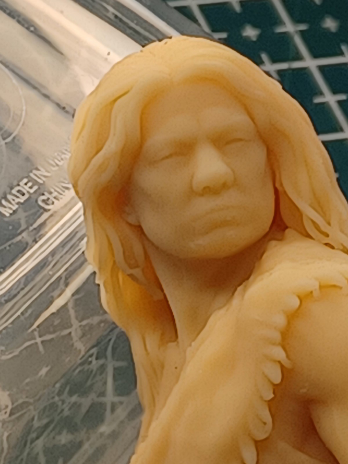 1/13 Scale Neanderthal Cavewoman Aurora Sized Prehistoric Resin Kit Unpainted