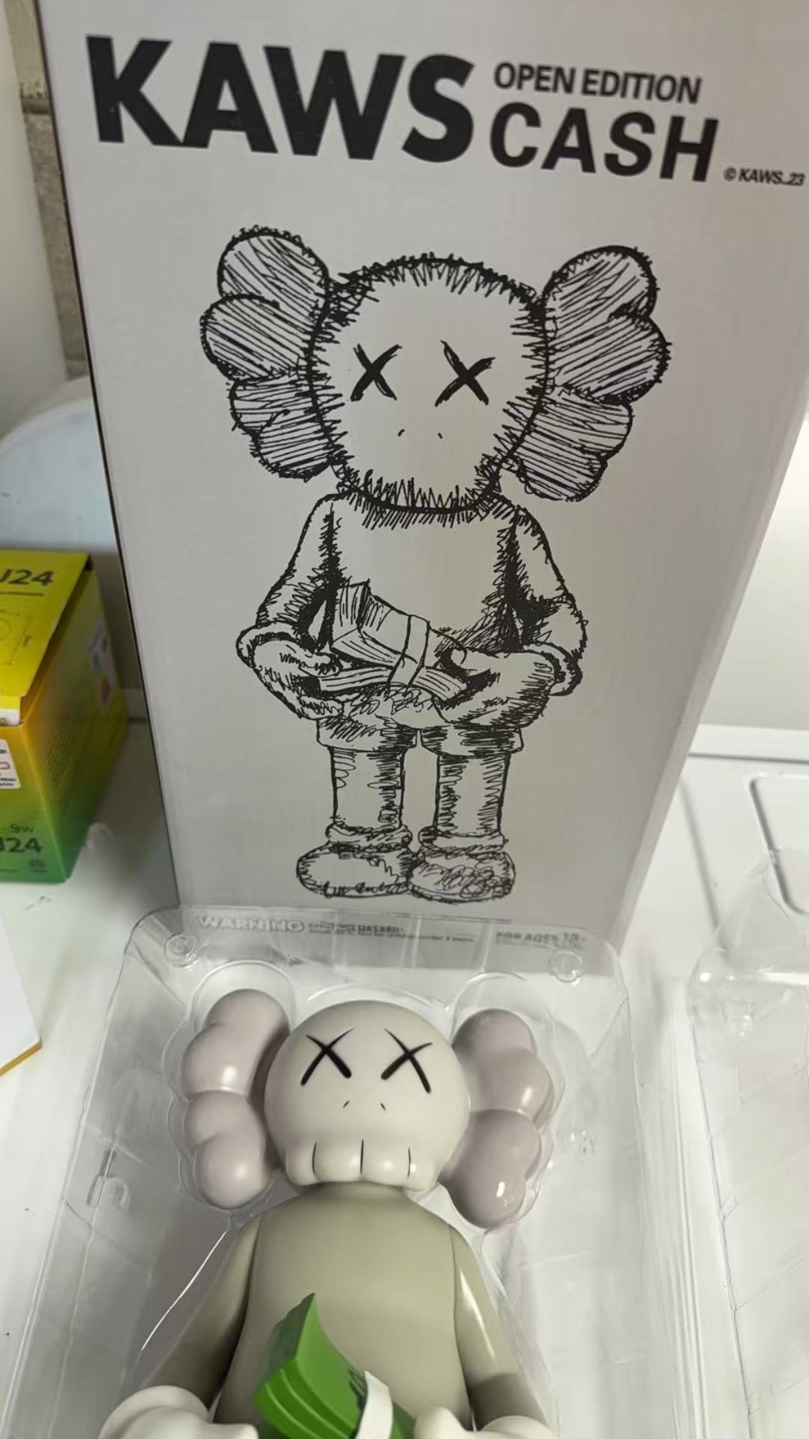 USA Seller For Kaws Fans Counting Money Action Figure Statue 12in Action Figure