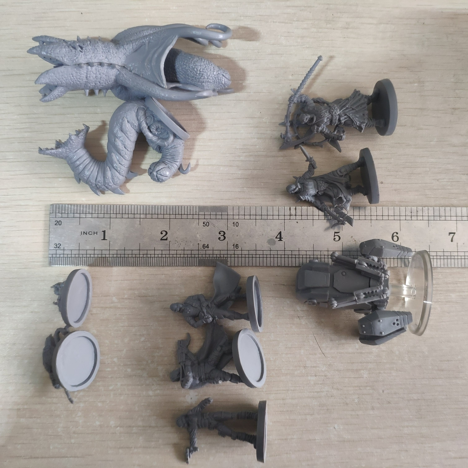 12pcs Science Fiction Space War Dune miniatures Fremen Soldier sandworm monster