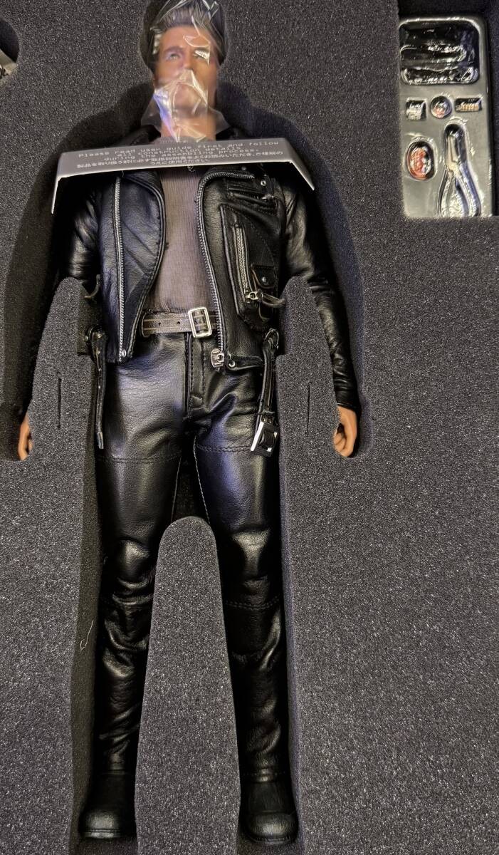 HOT TOYS MOVIE MASTERPIECE DX TERMINATOR 2 1/6 SCALE T-800 393876