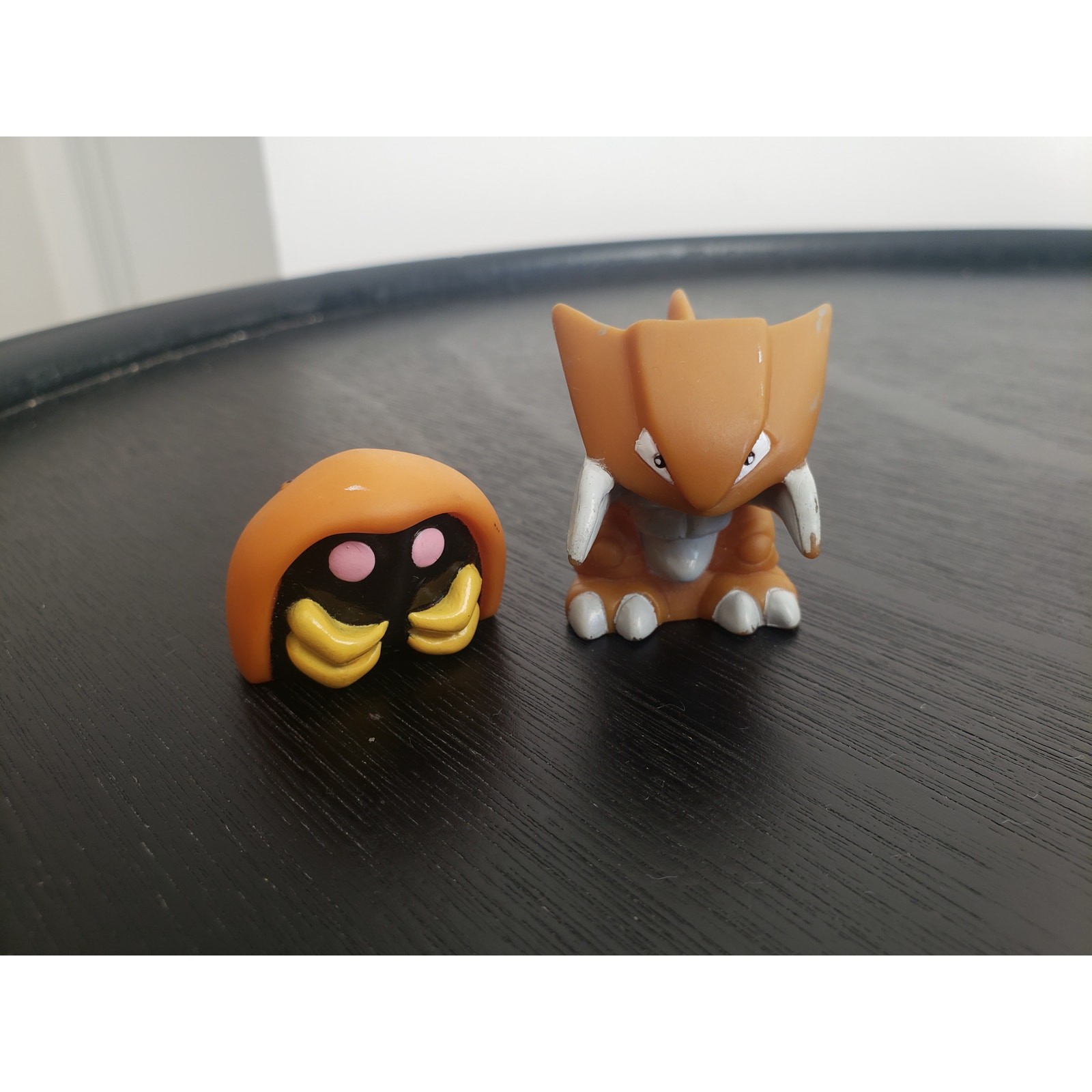 Kabuto Kabutops Pokemon Finger Puppet Figures Authentic Bandai