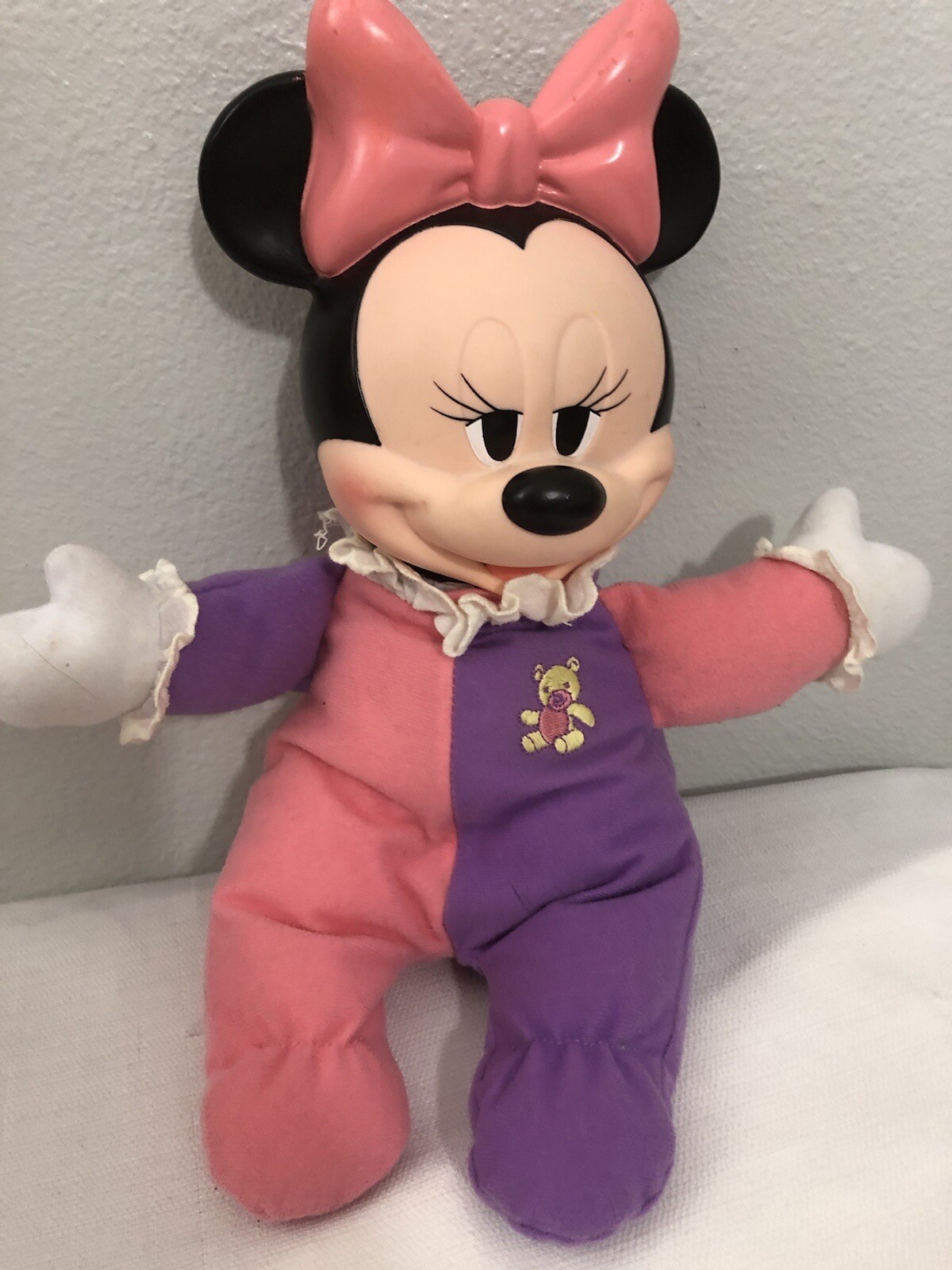 vintage Disney Mattel Huglight Minnie Your Sleepytime Friend Mattel 1980’s